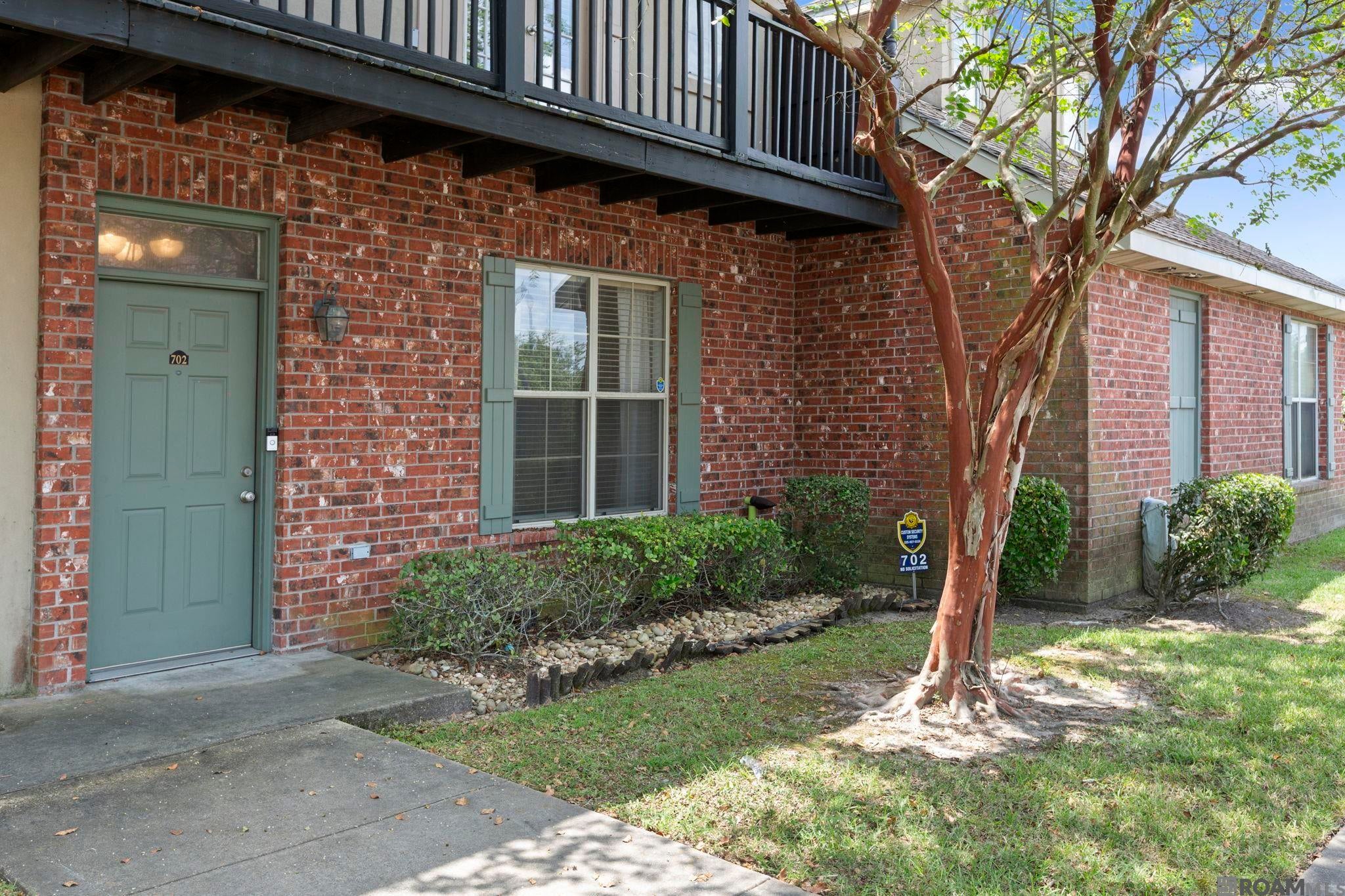 10600 Lakes Blvd #702 — photo