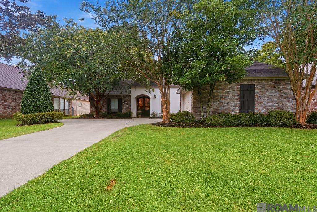 621 Highland Knoll Ct — photo