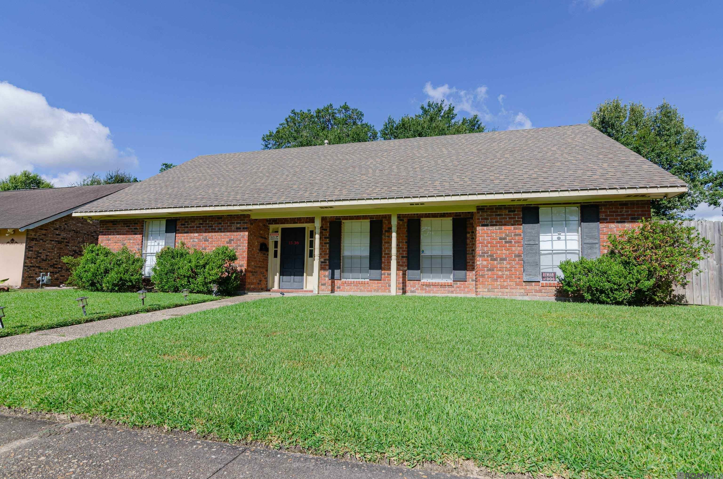 1536 Cora Dr — photo