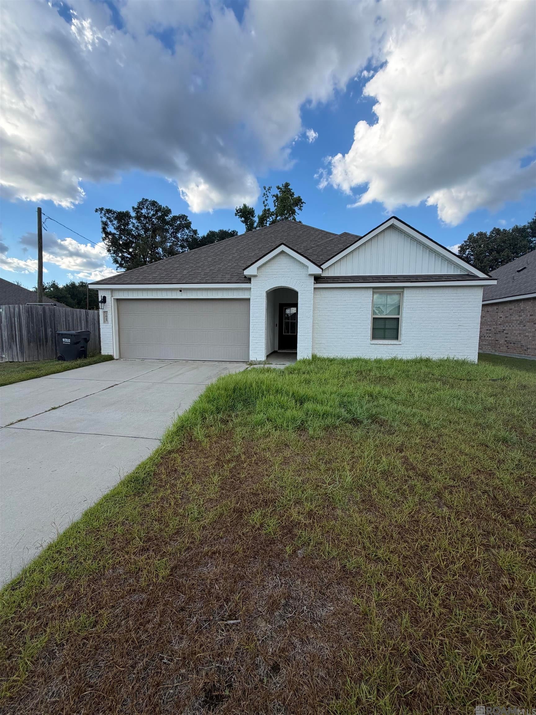 7825 Joe Lynn Trails — photo