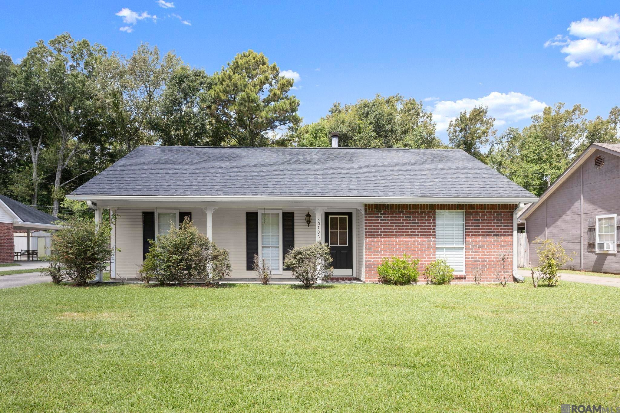 30707 Country Club Ln — photo