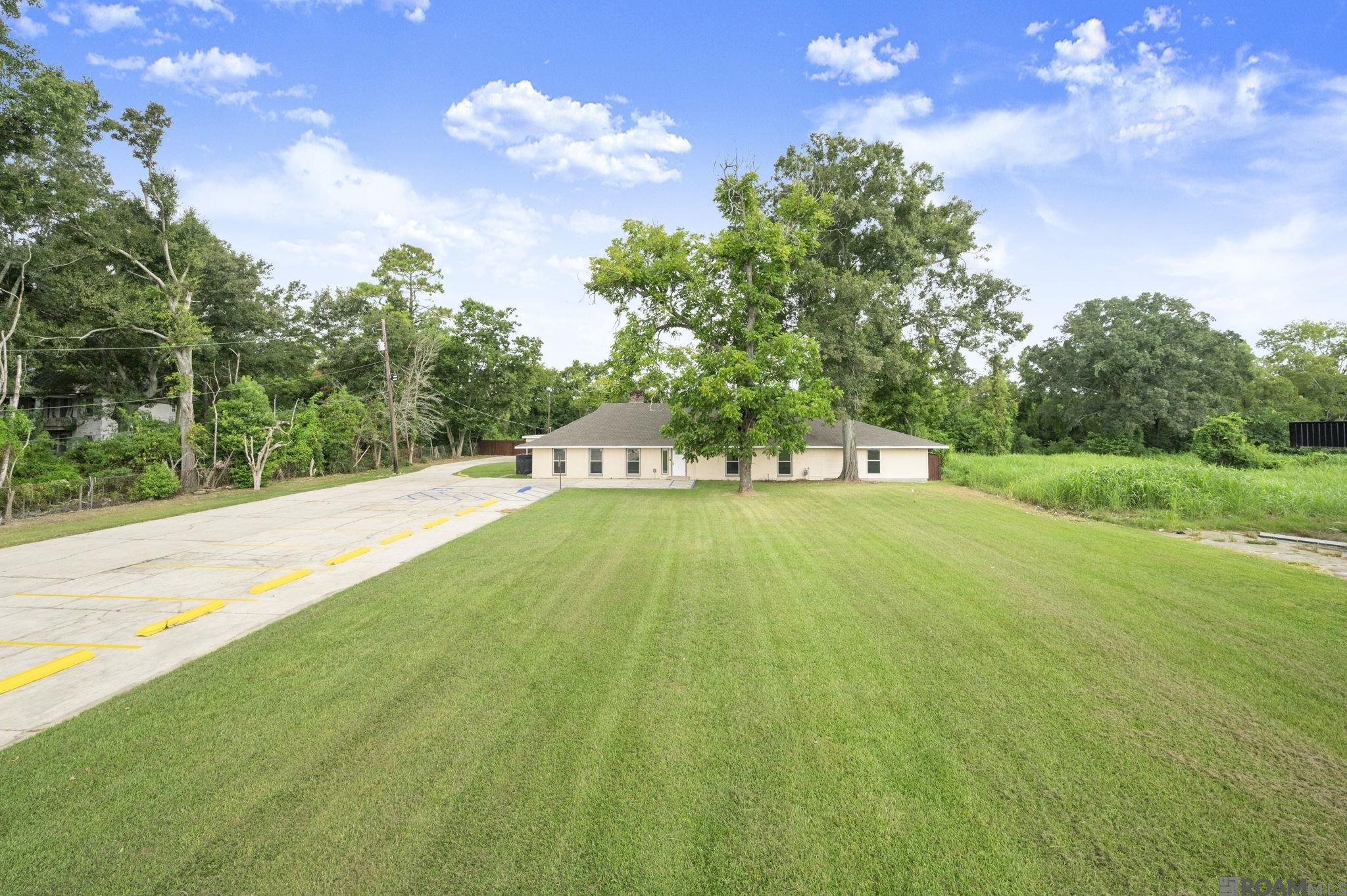 9725 Greenwell Springs Road, Baton Rouge, LA 70814 — photo 2