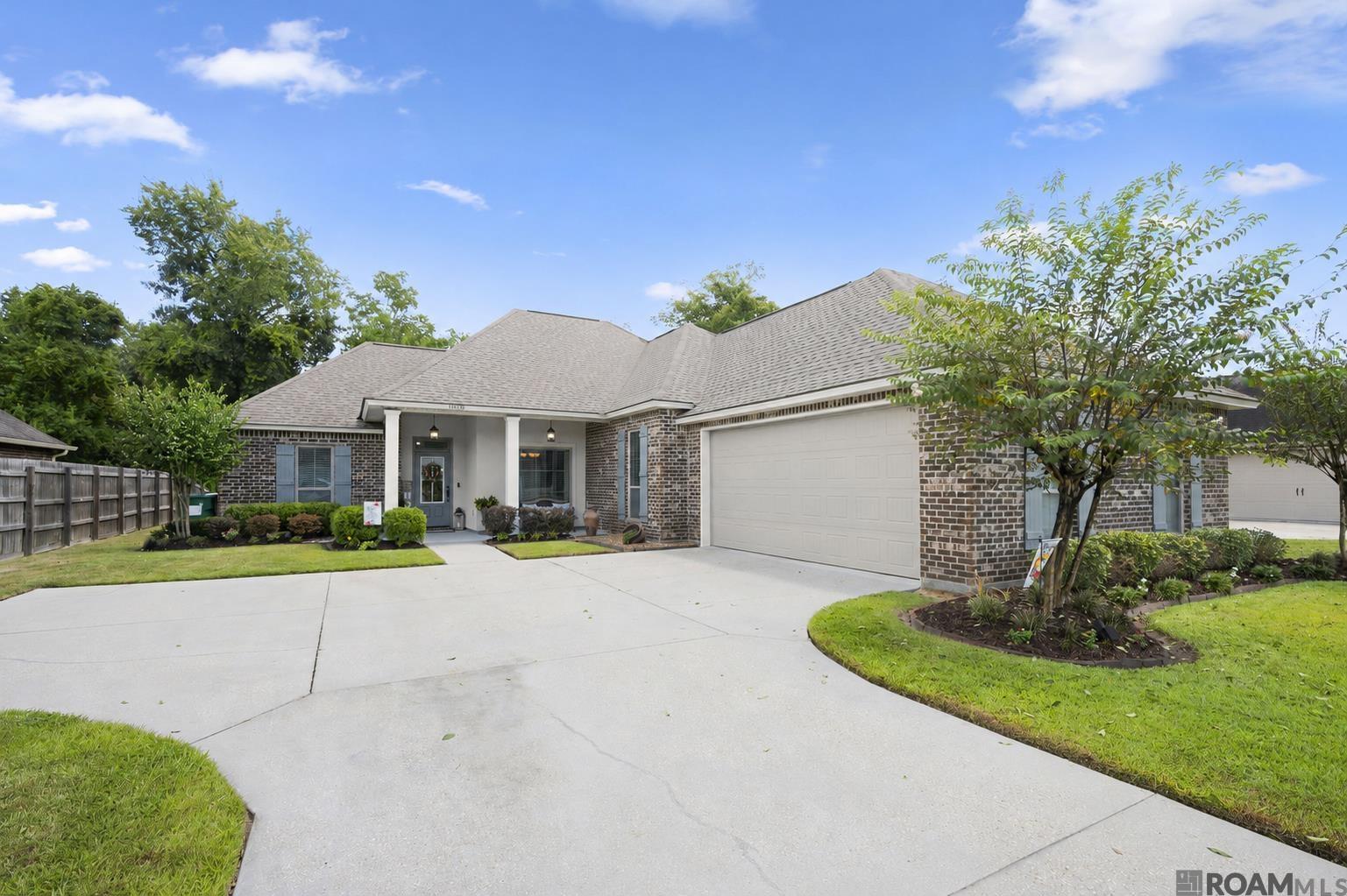 11376 Oak Run Dr — photo