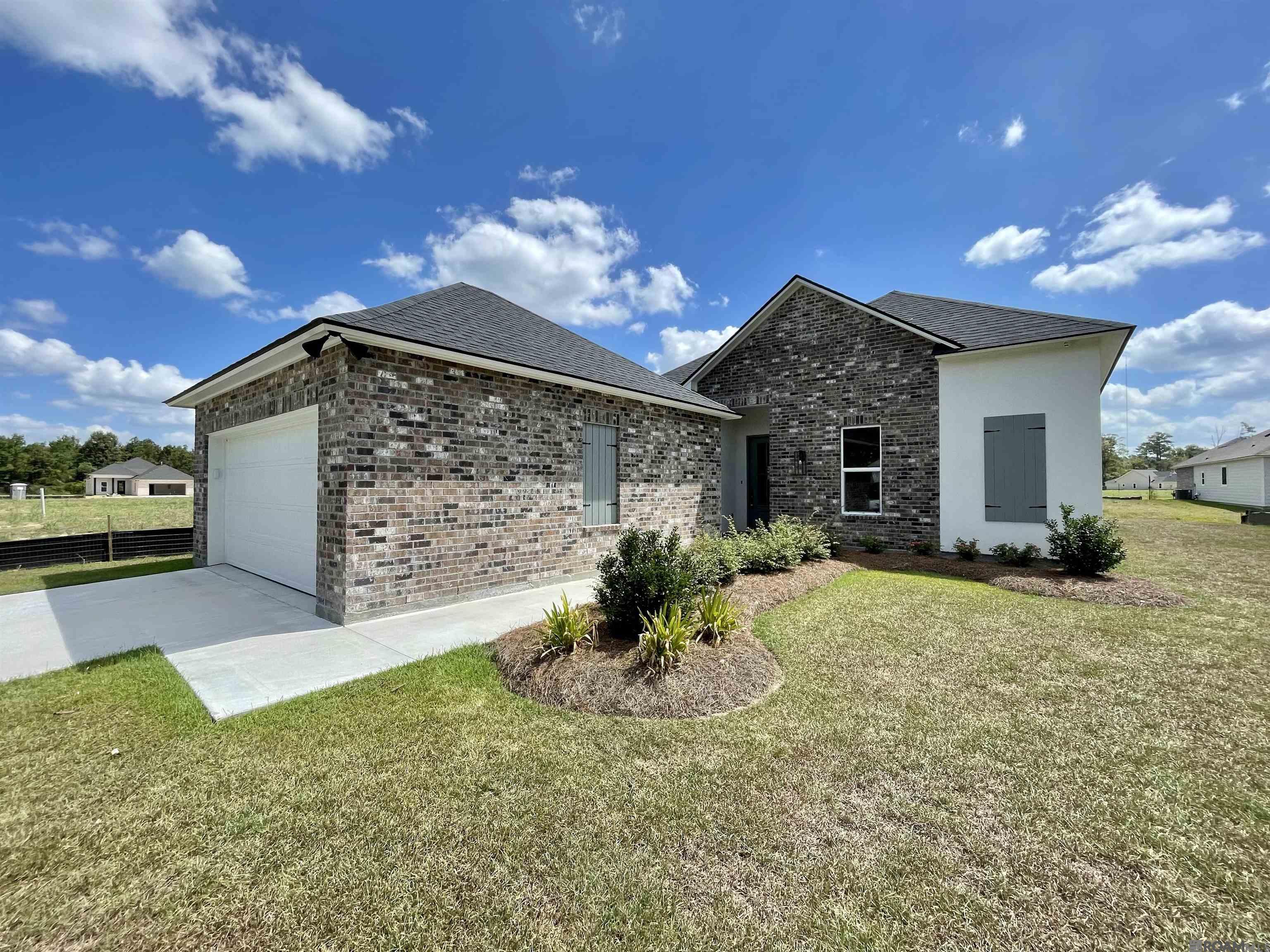 22846 Balsam Dr — photo