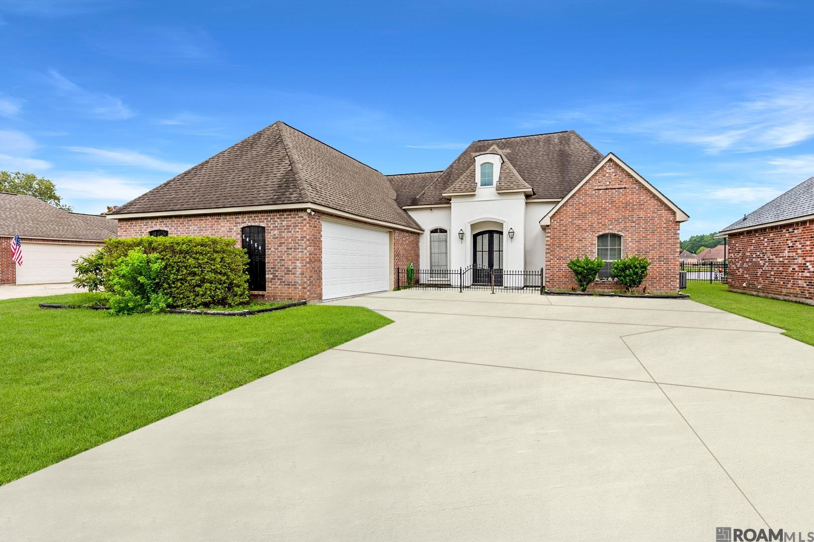 34184 Fountain View Dr — photo