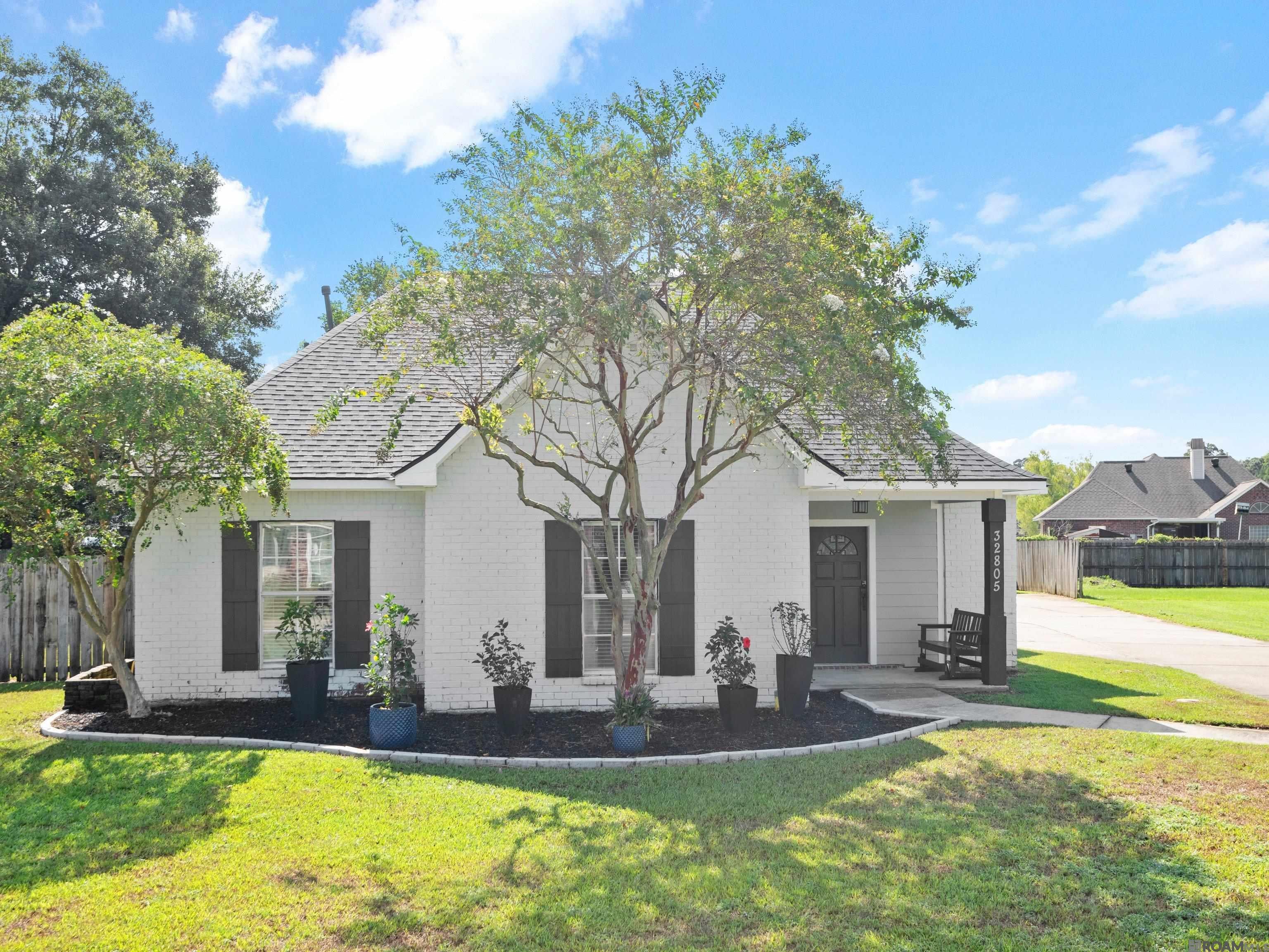 32805 Hemingway Ave — photo