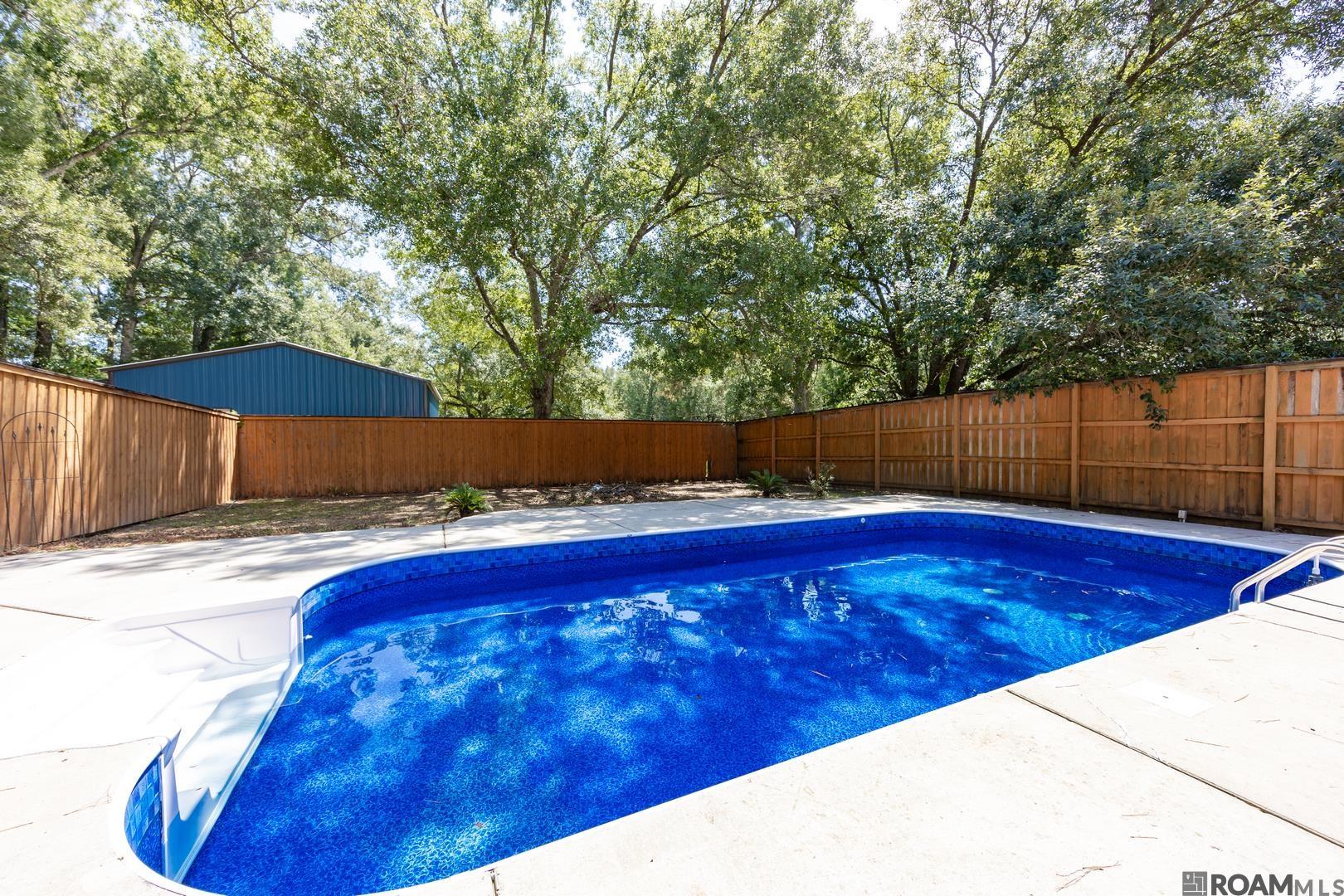 31716 Old River Rd — photo