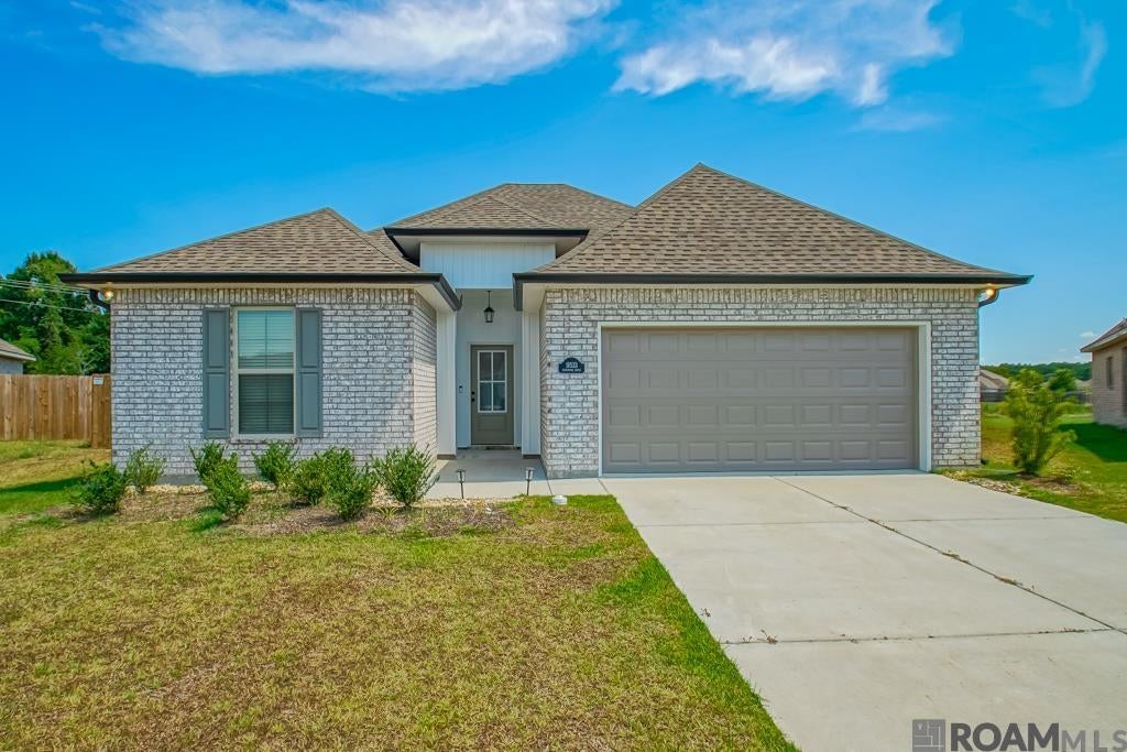 11533 Densmore Dr — photo