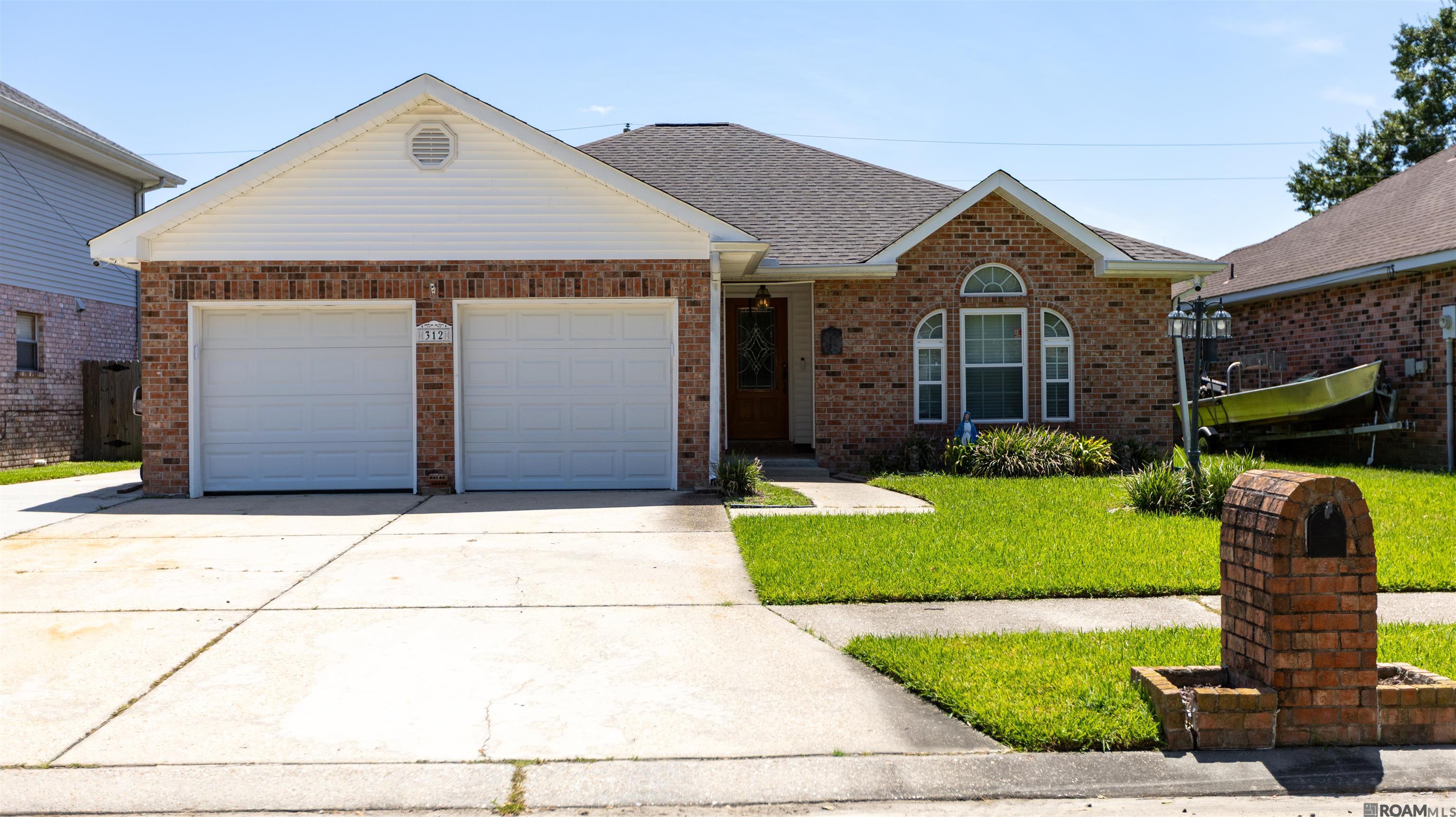 312 River Village Drive — photo