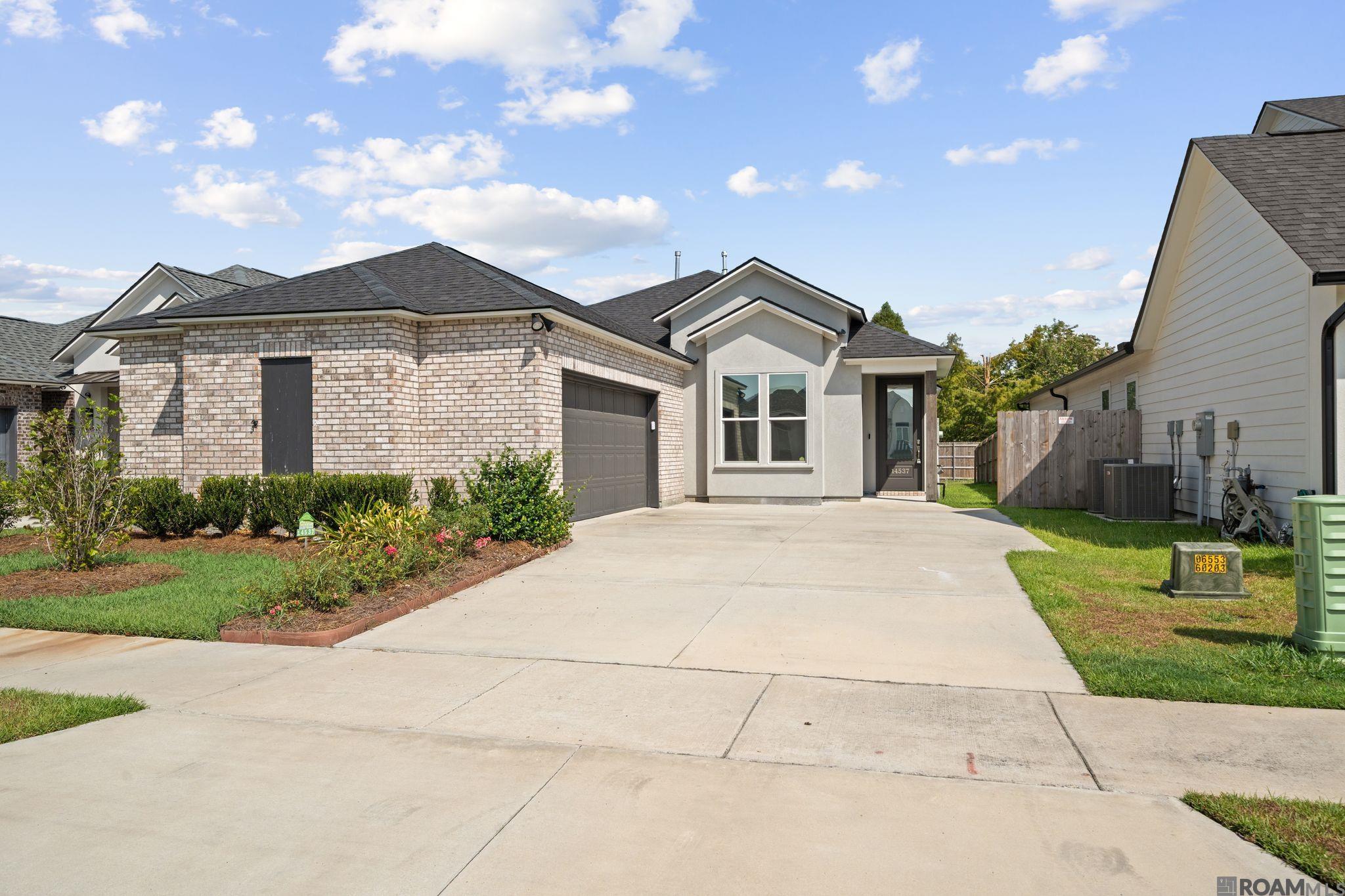 14537 Wally Way — photo
