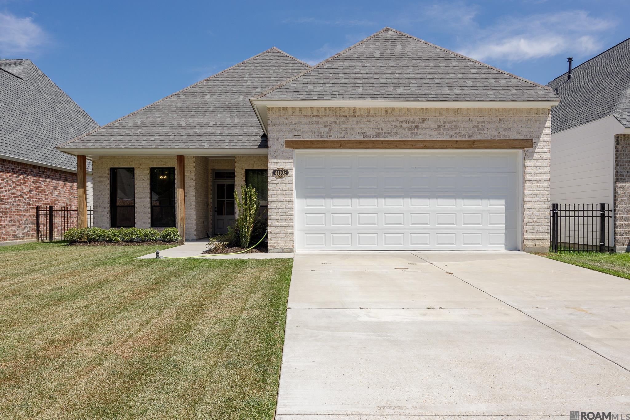 41102 Garden Ct — photo