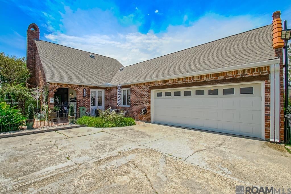 13350 Fairview Ave — photo
