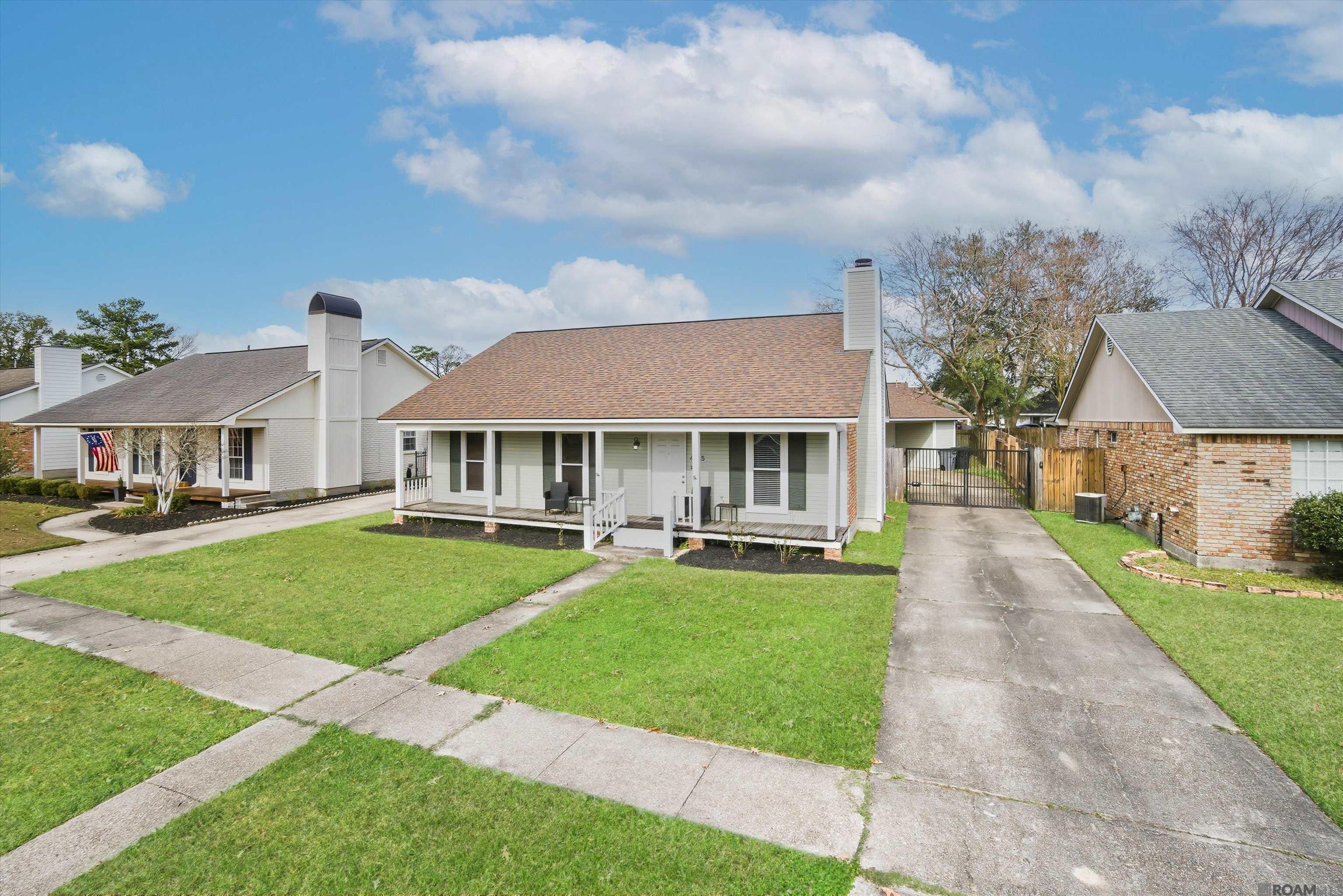 4445 Country Hill Dr — photo