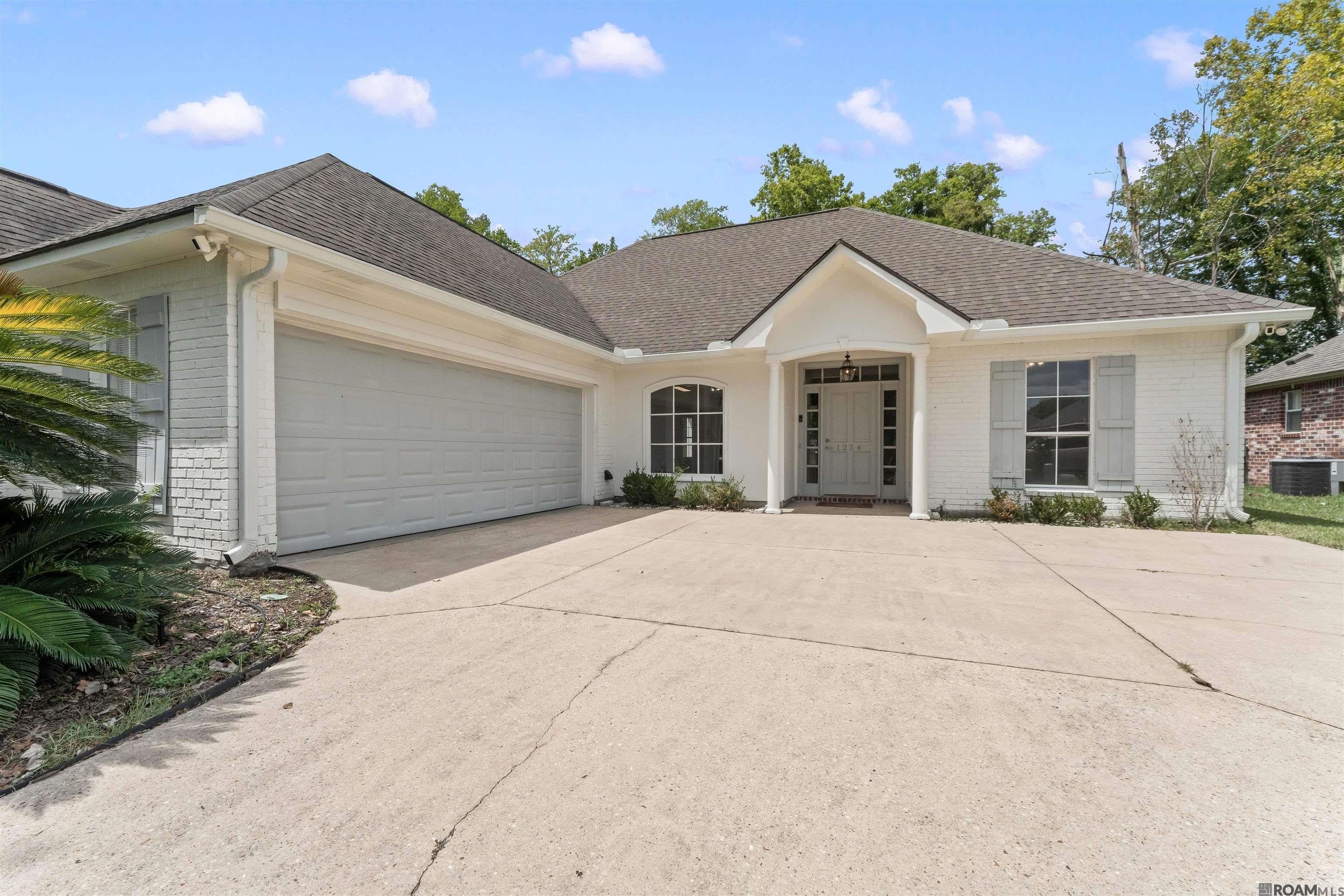 1254 Springlake Dr — photo