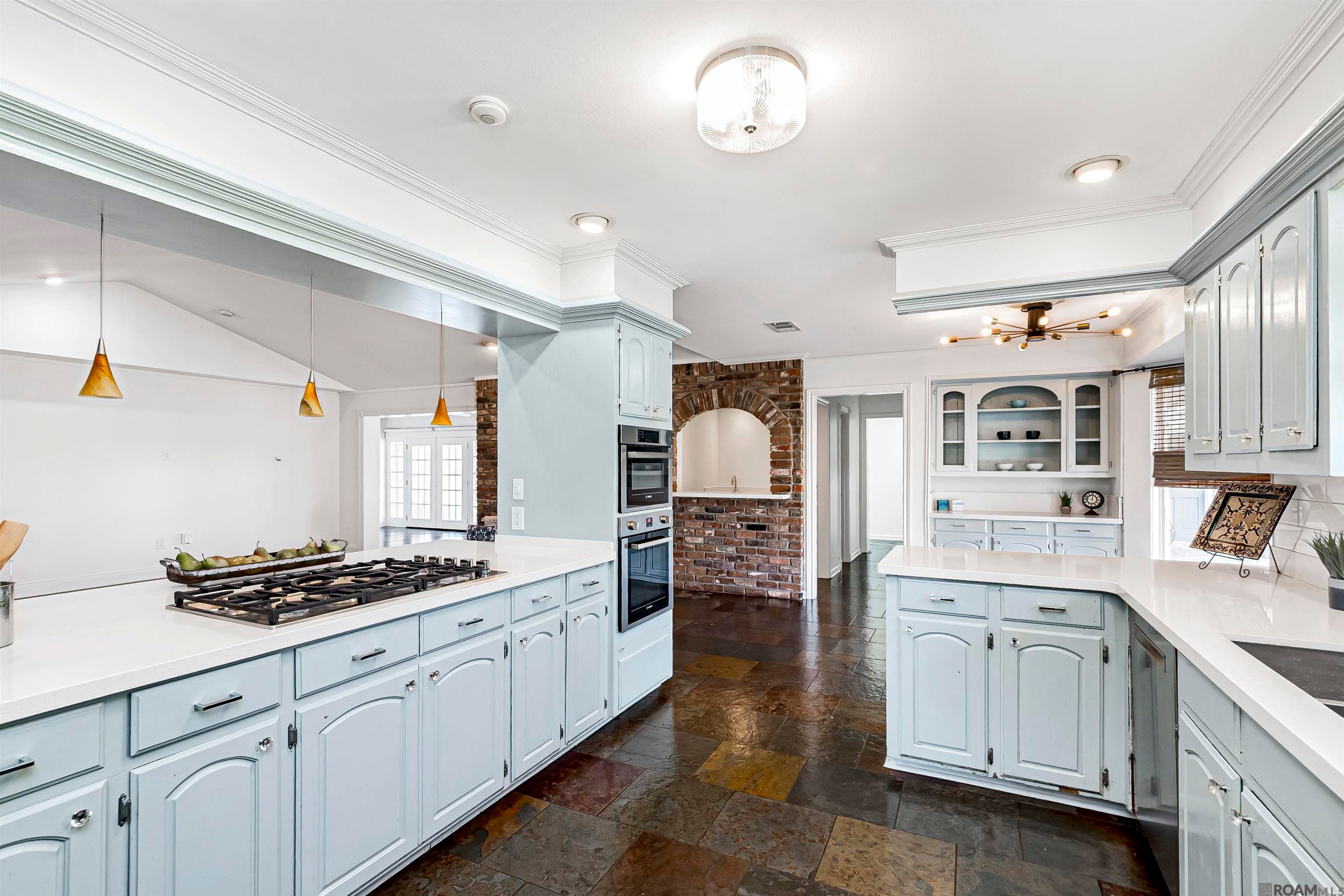 4204 Pine Park Dr — photo