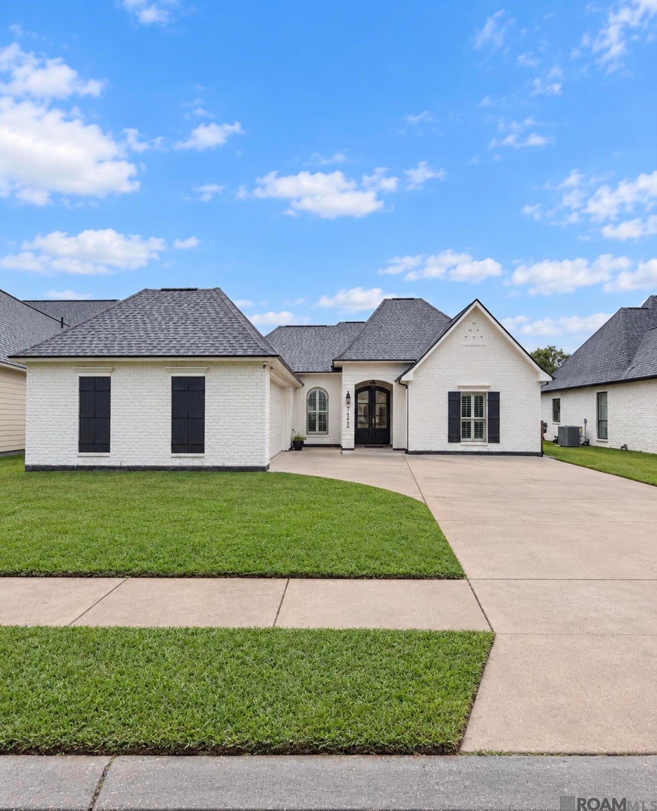 7822 Cutt Pointe Dr — photo