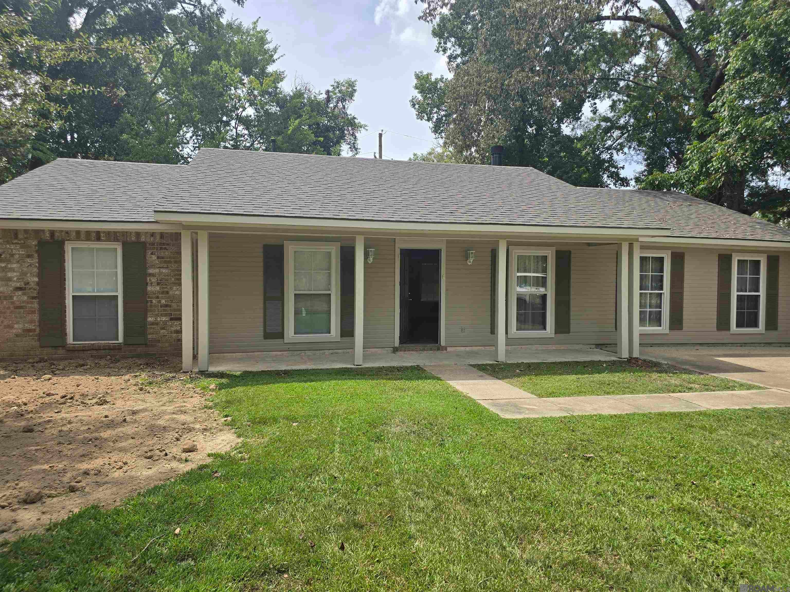 5421 Landis Dr — photo