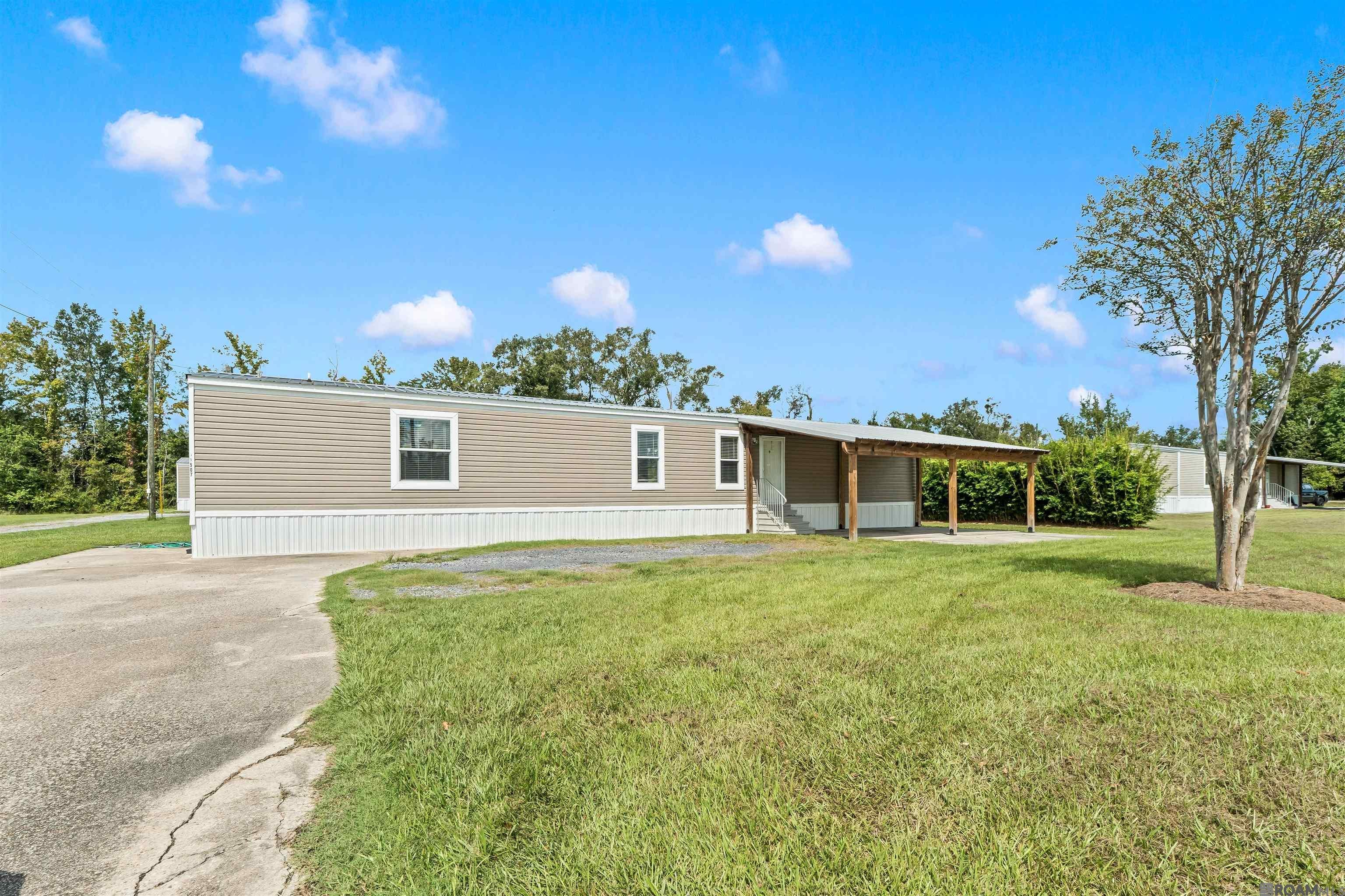 12507 Hebert Rd — photo