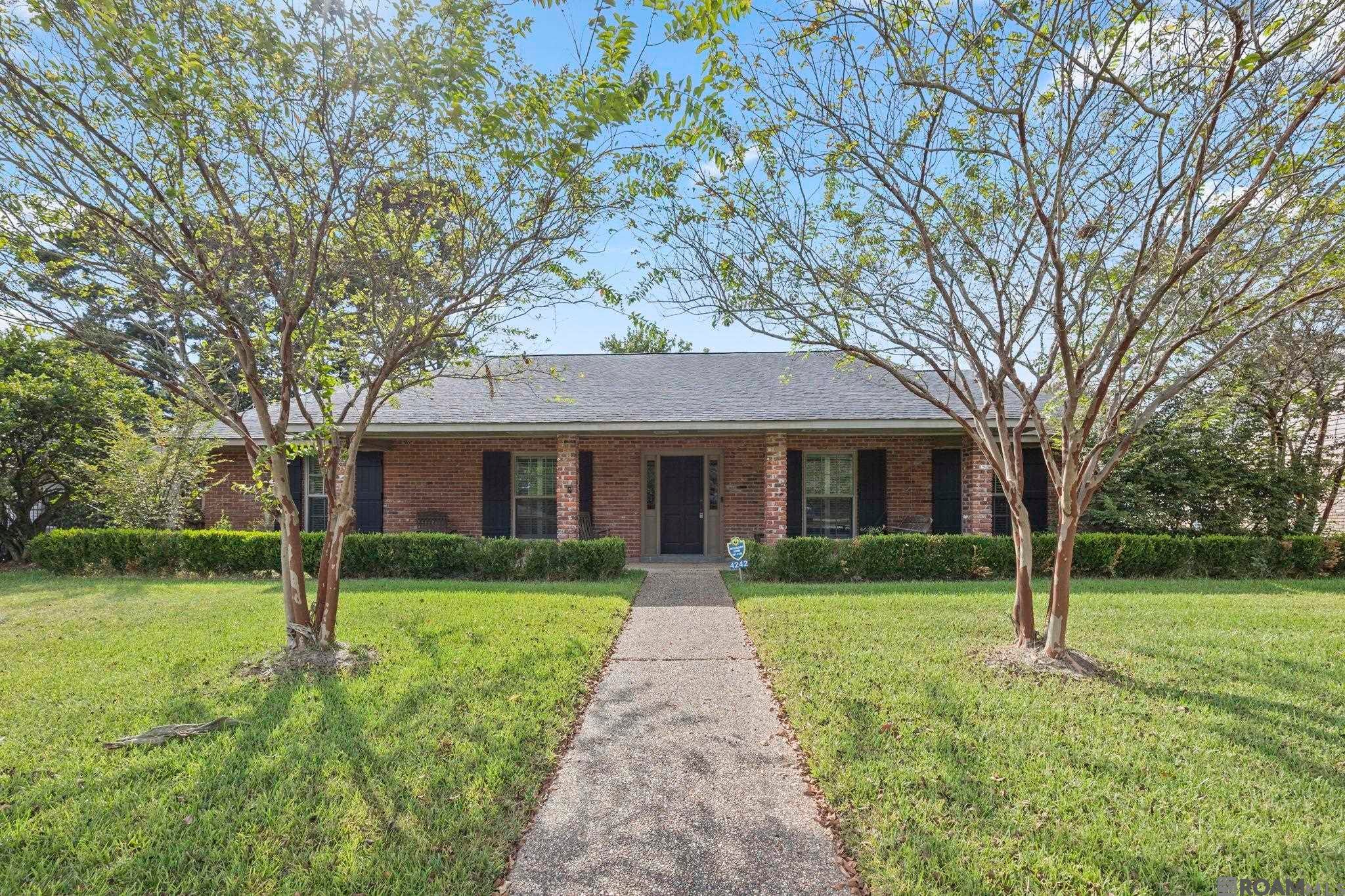 4242 Pine Park Dr — photo