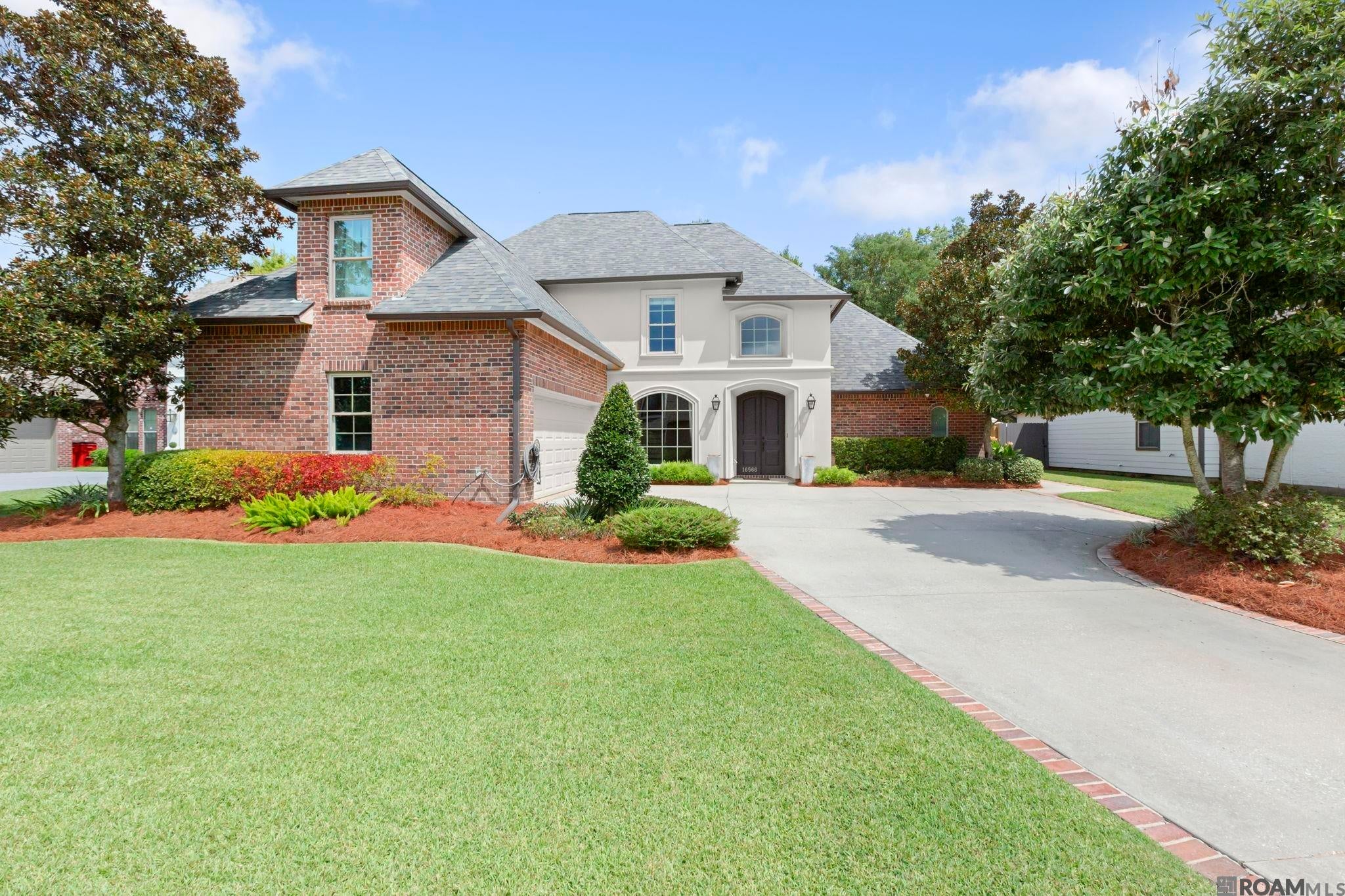 16566 Long Lake Dr — photo
