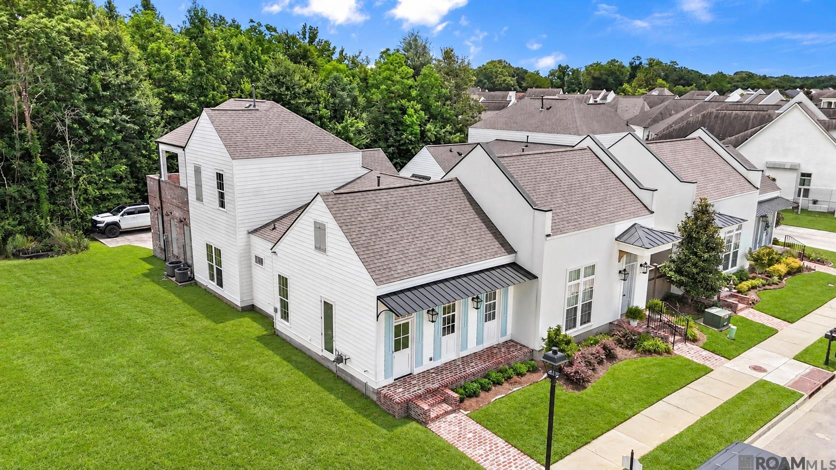 13201 Magnolia Square Dr — photo