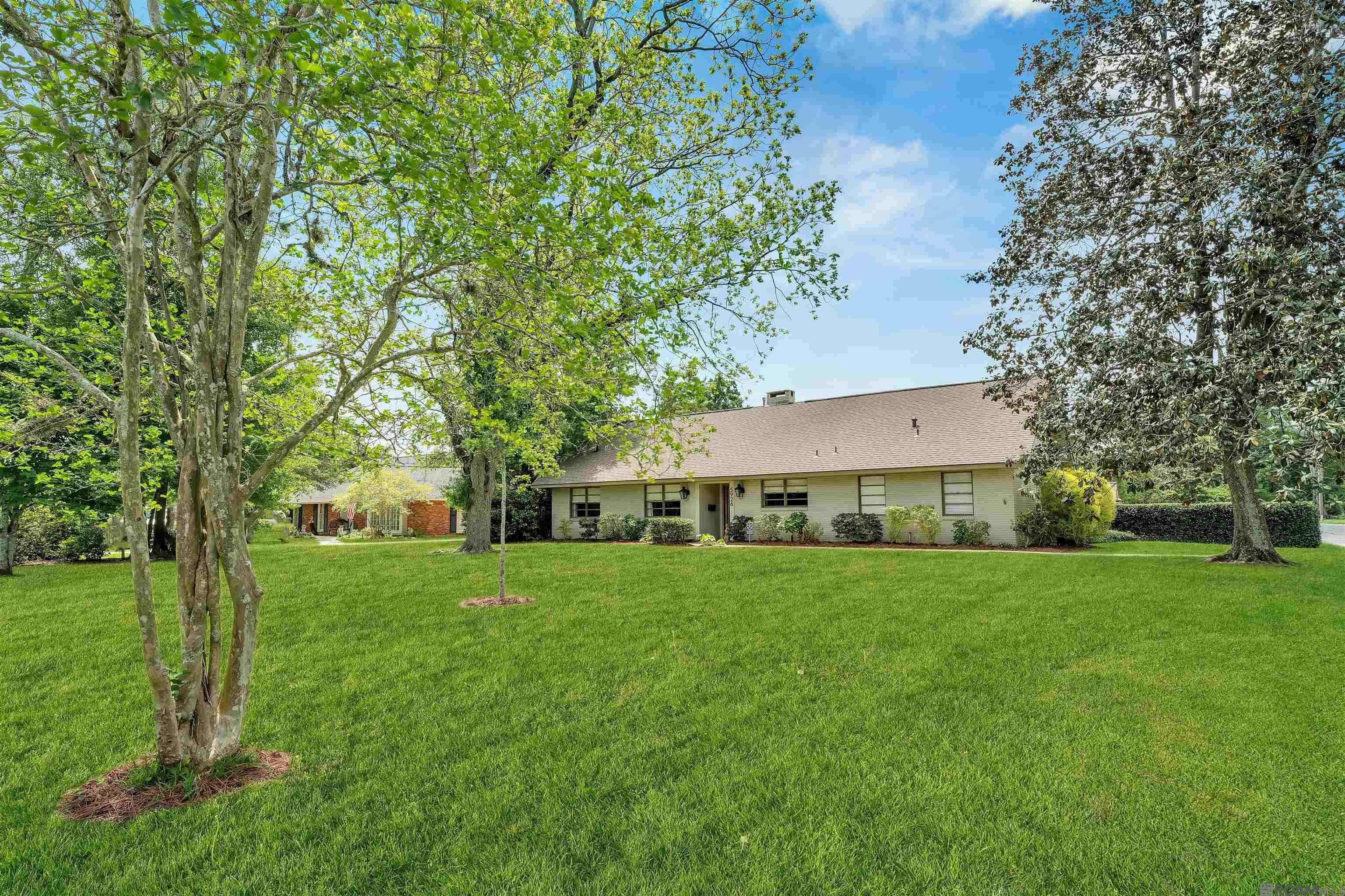 5926 Menlo Dr — photo