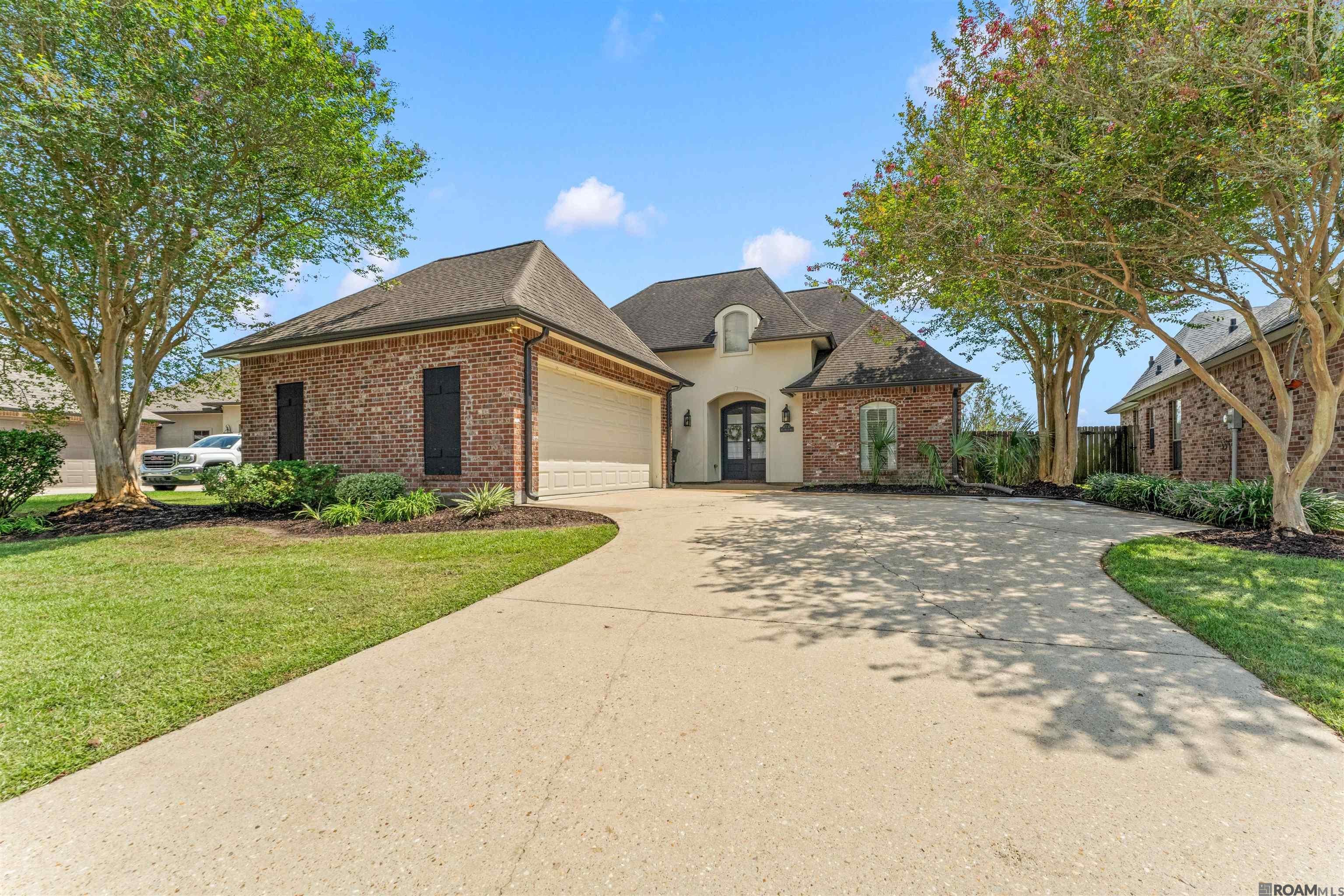 10730 Hill Pointe Ave — photo