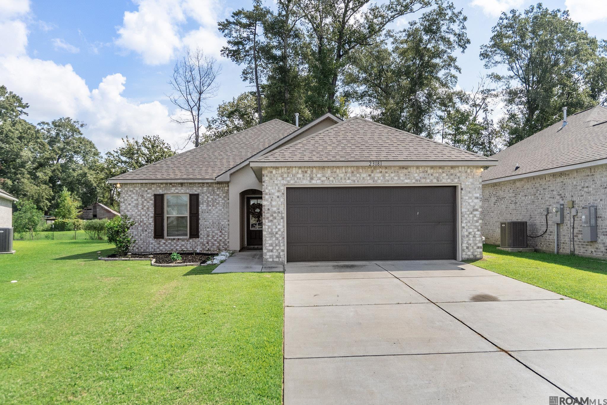 23181 Wilton Dr — photo