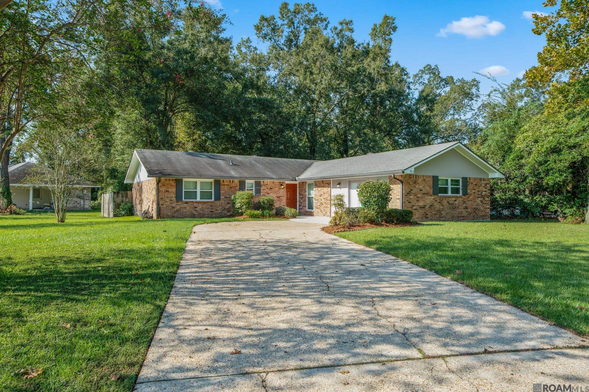 1314 Jason Dr — photo
