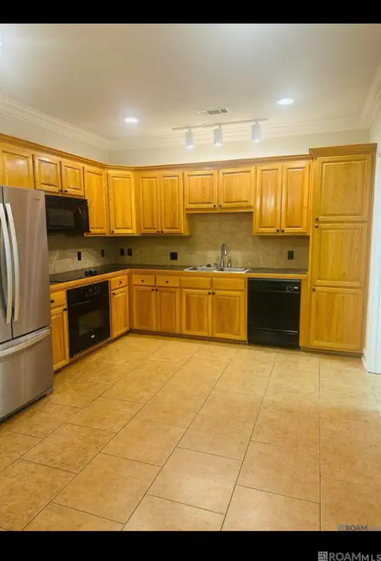 373 River Mill Dr — photo