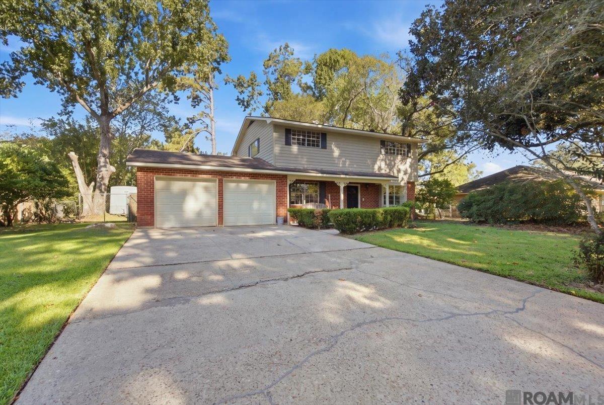 455 Corby Dr — photo