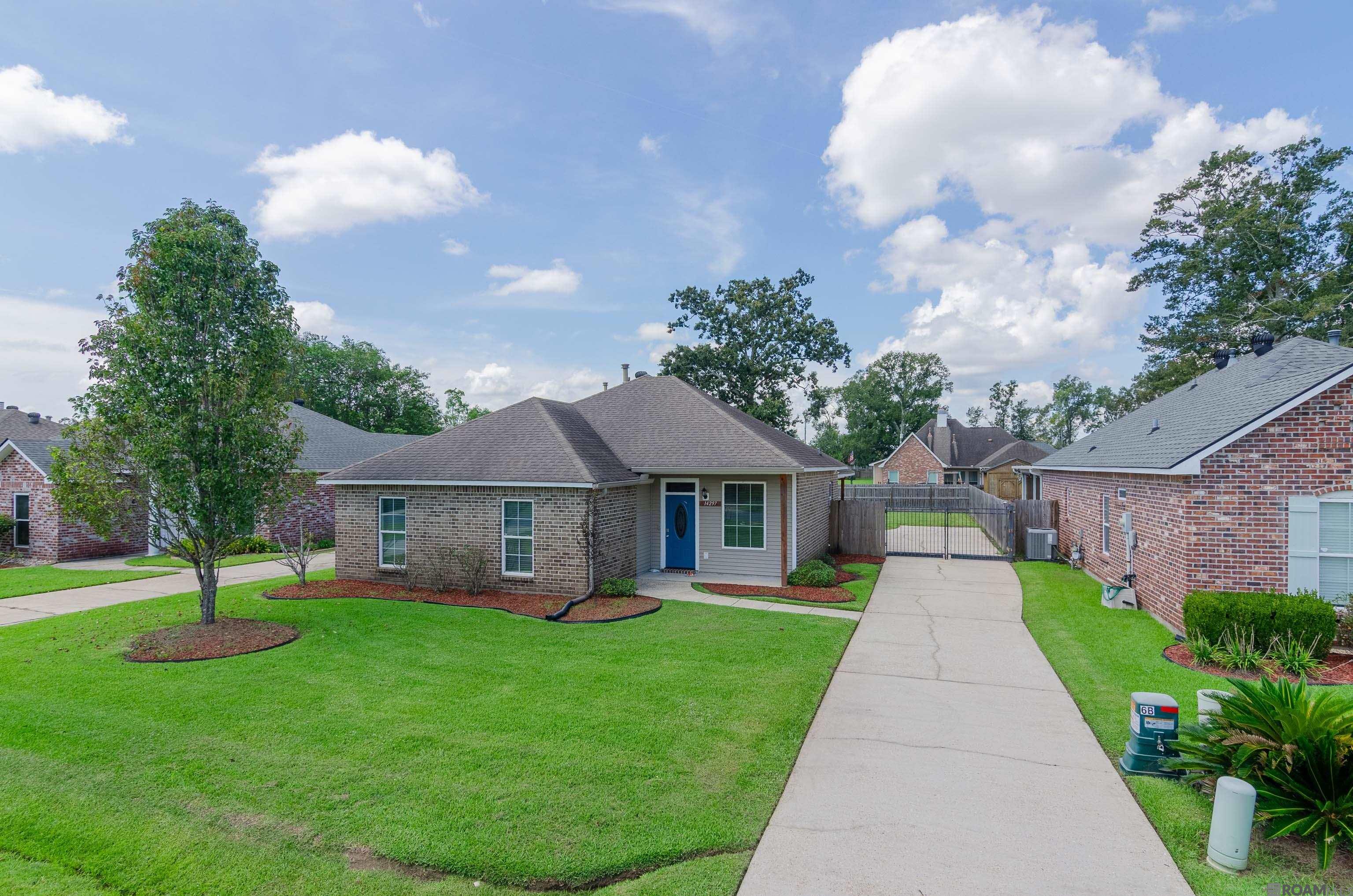 14297 Whispering Oaks Dr — photo