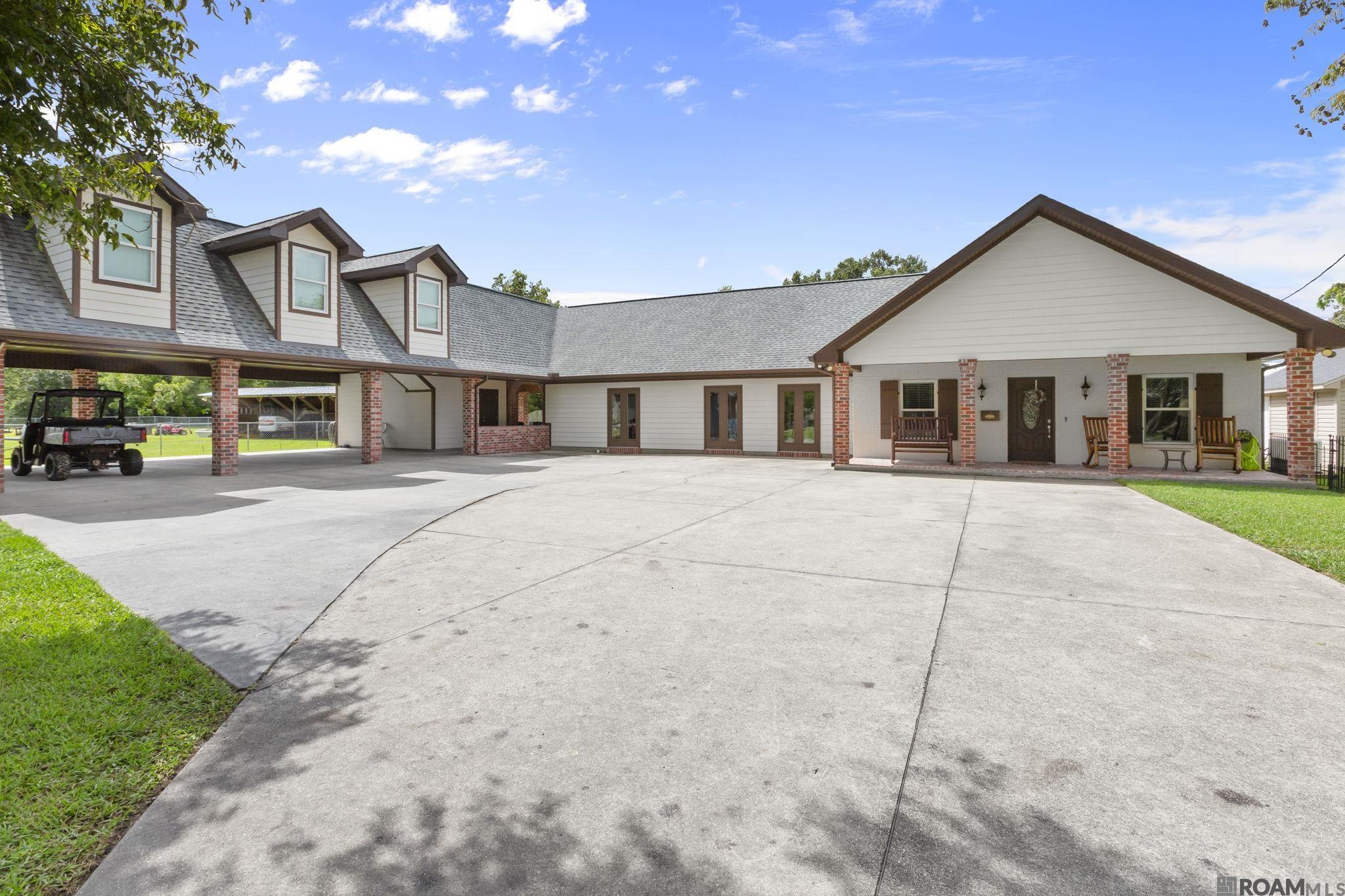 104 Pasture Court — photo
