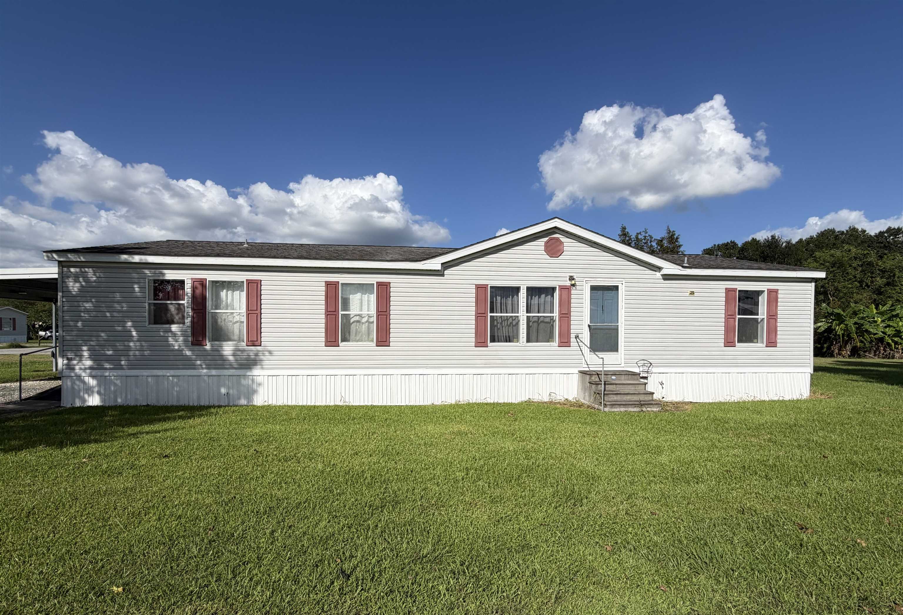 178 Hummingbird Drive — photo