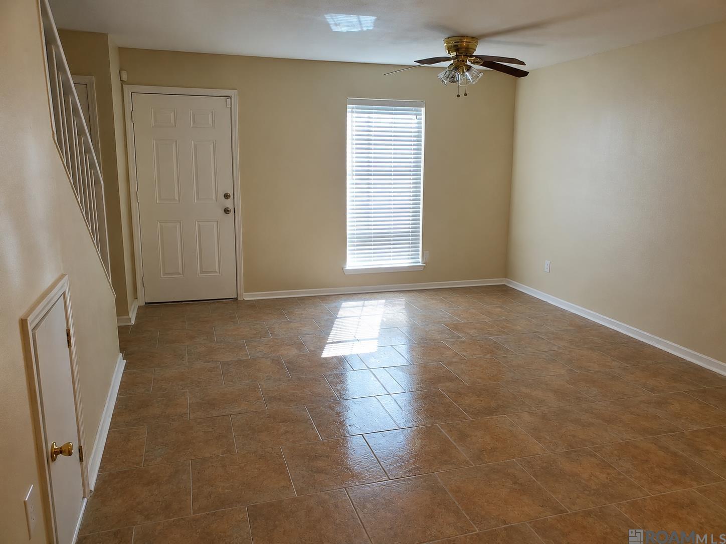 1747 Blvd De Province #B — photo