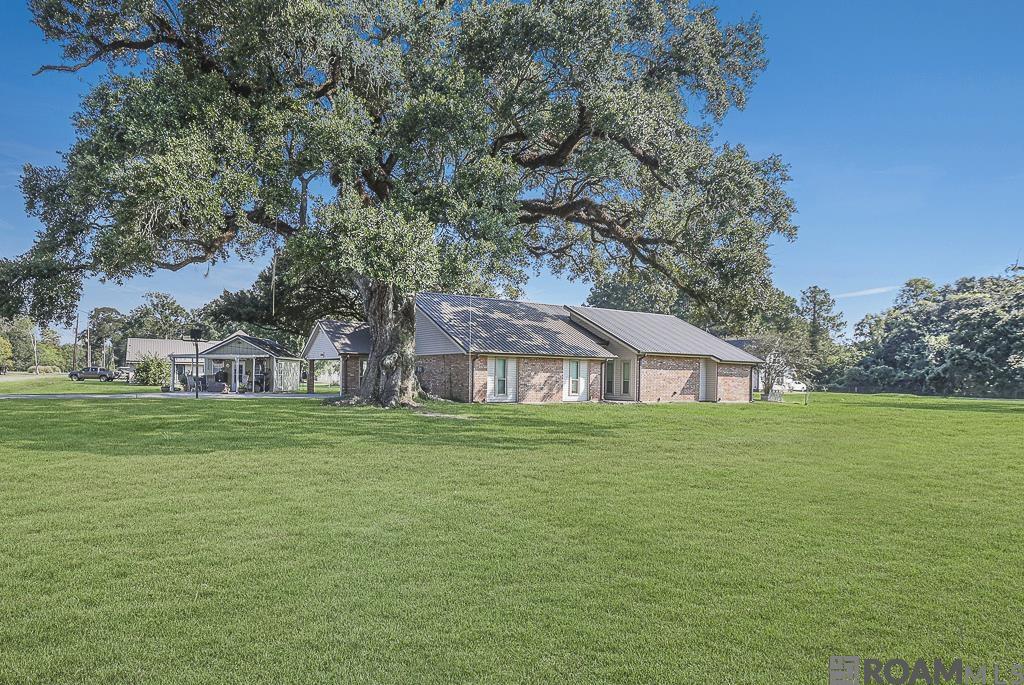 36106 Ridge Road, Prairieville, LA 70769 — photo 2