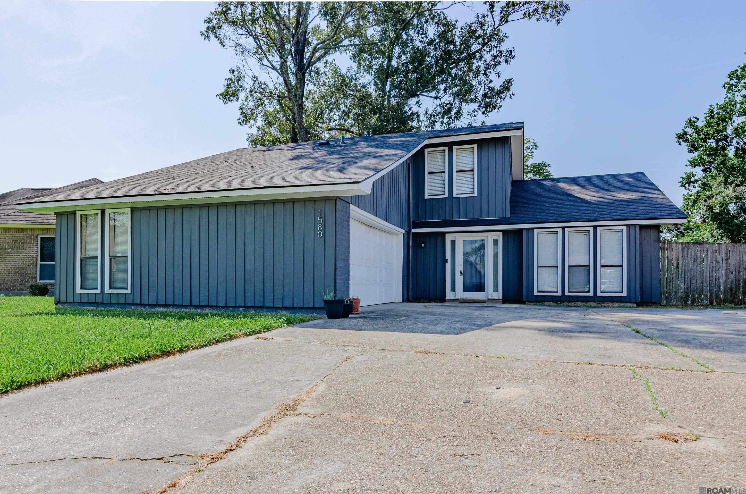 1580 Heartwood Dr — photo