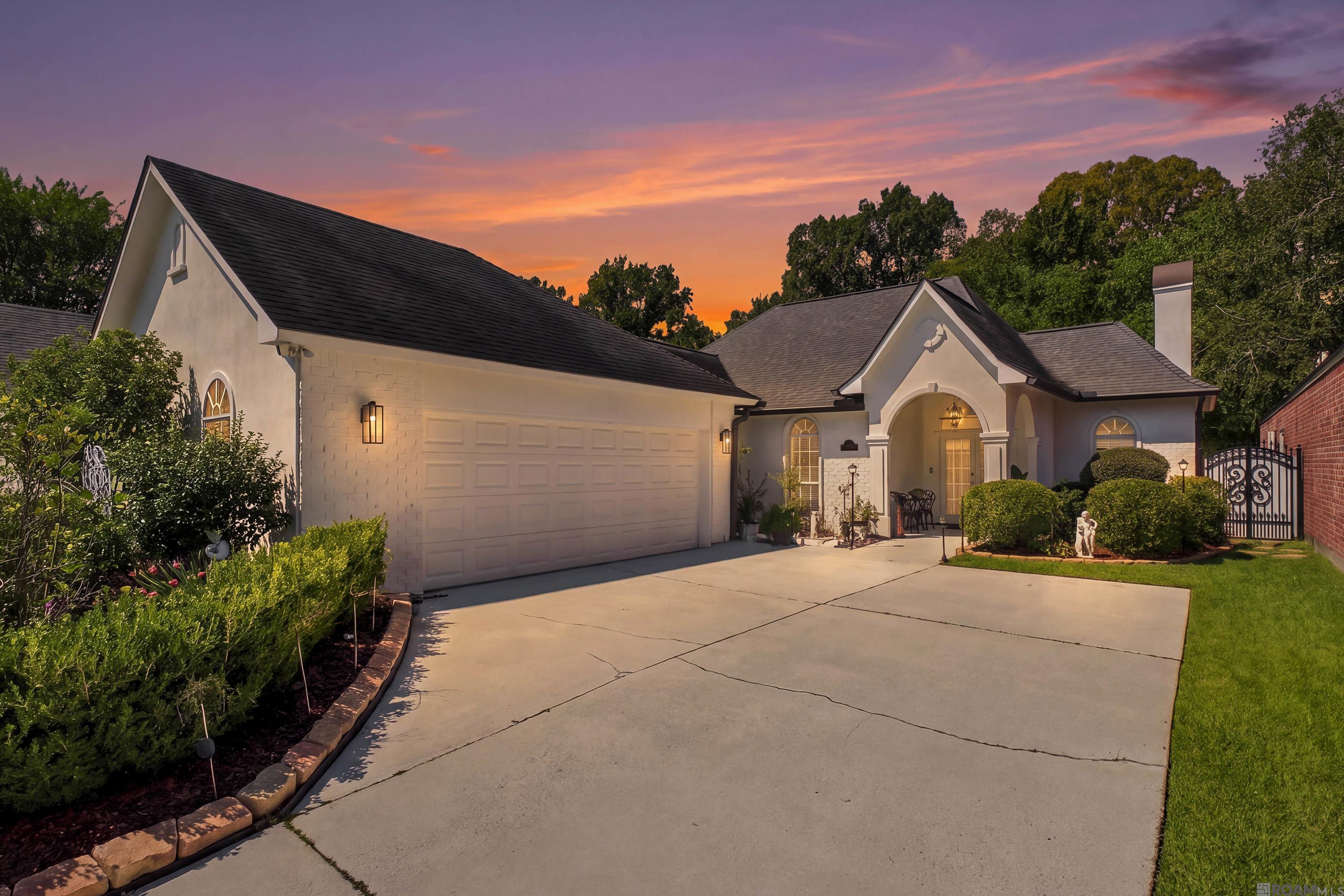 5952 Glen Cove Dr — photo