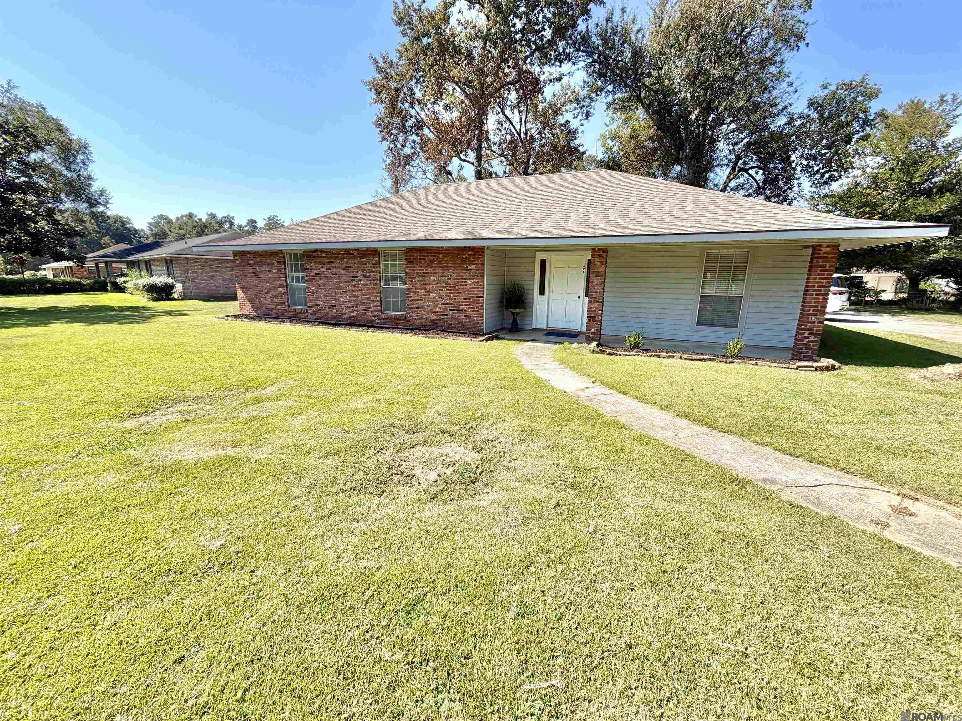 921 Jane Dr — photo