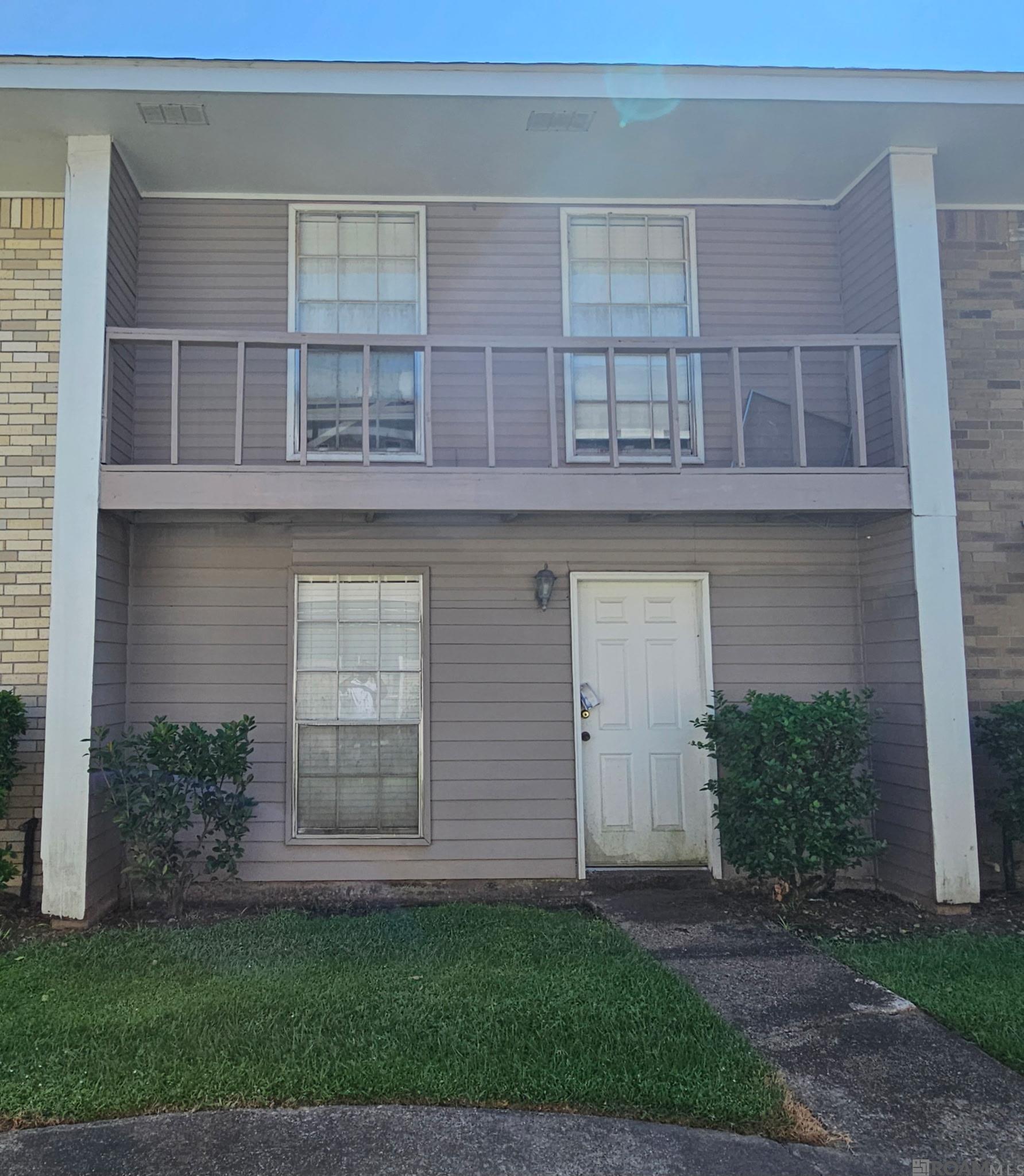 1781 Blvd De Province #B — photo
