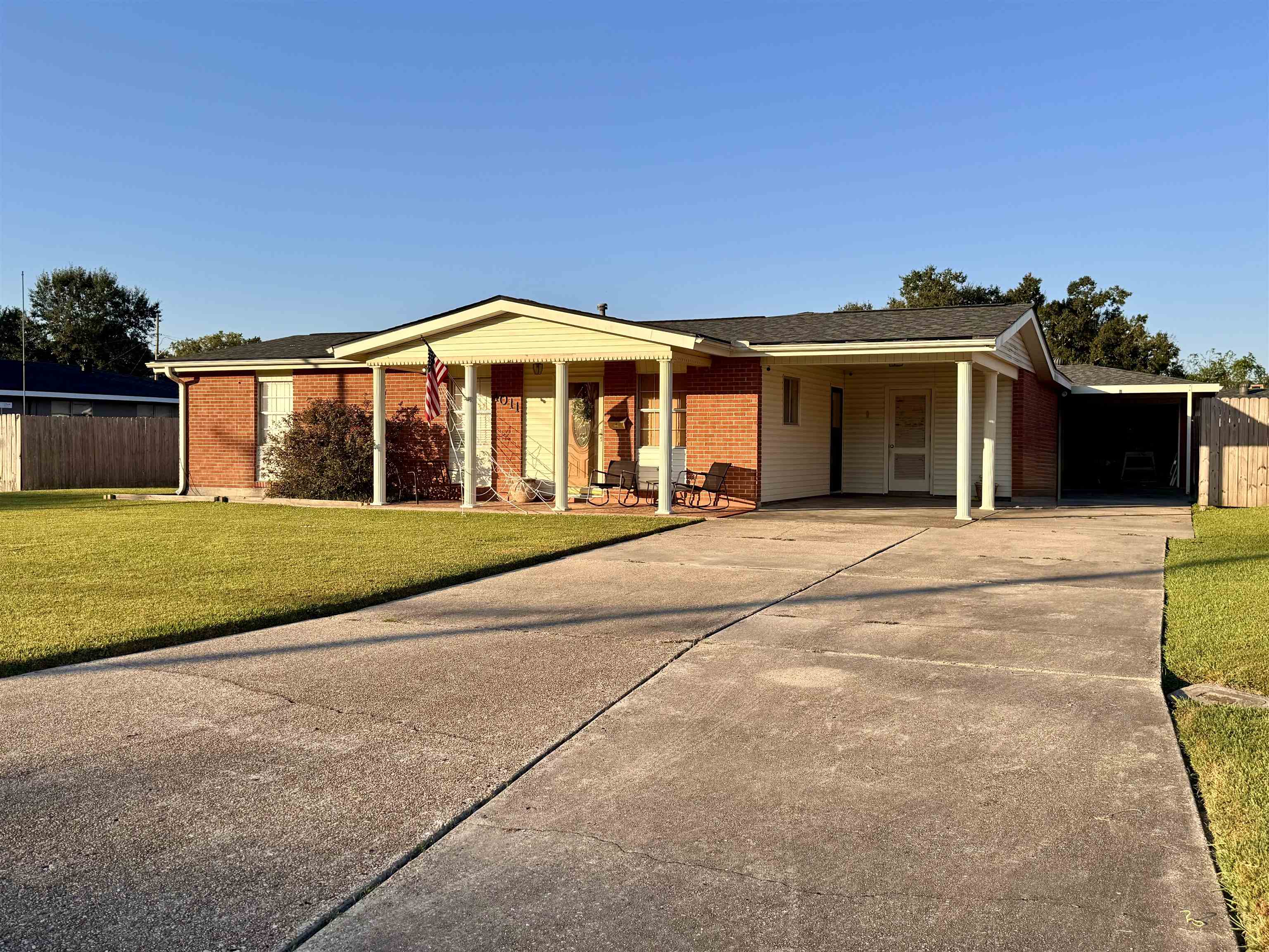 4011 John, Berwick, LA 70342 — photo 2