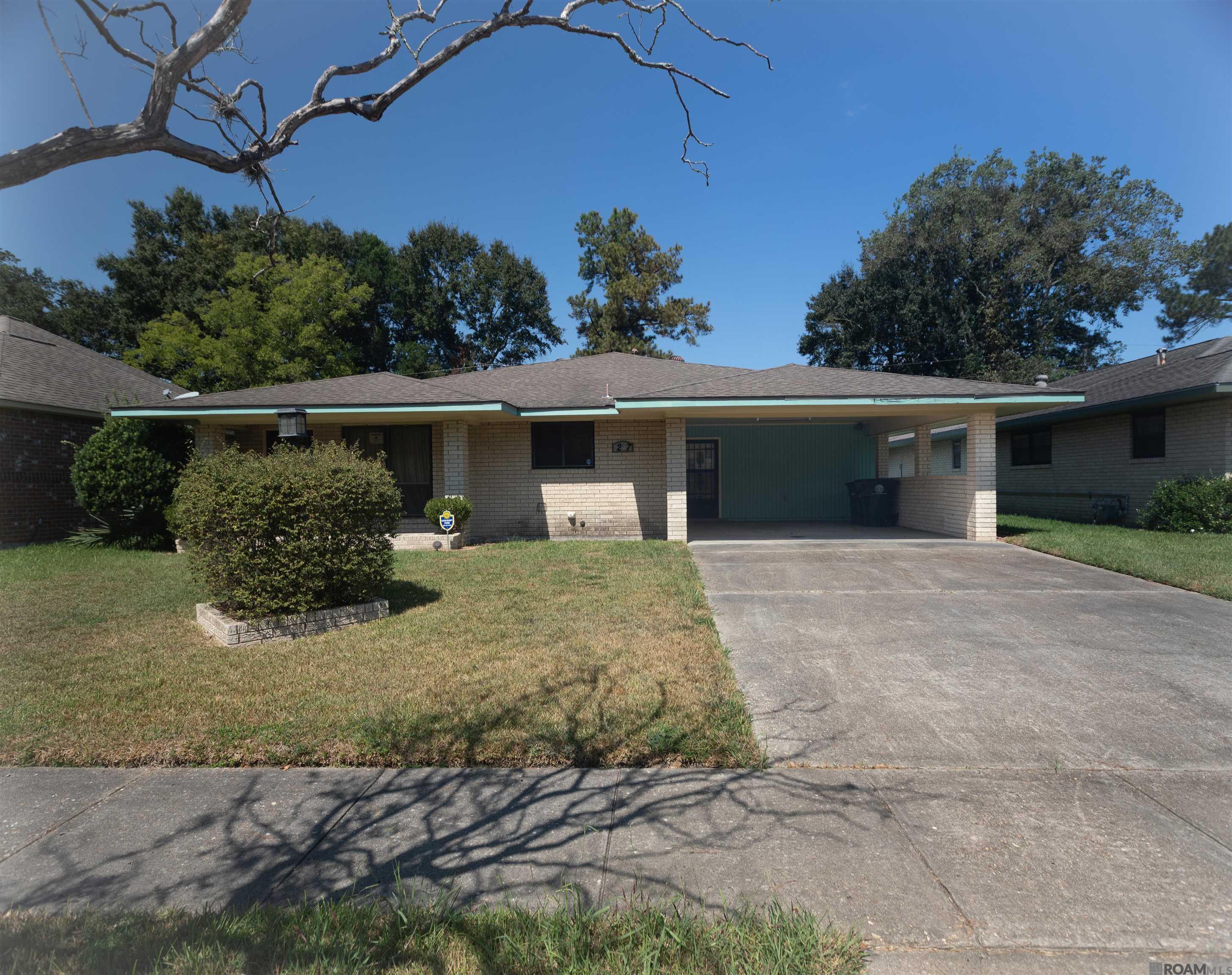 1247 Silverwood Dr — photo