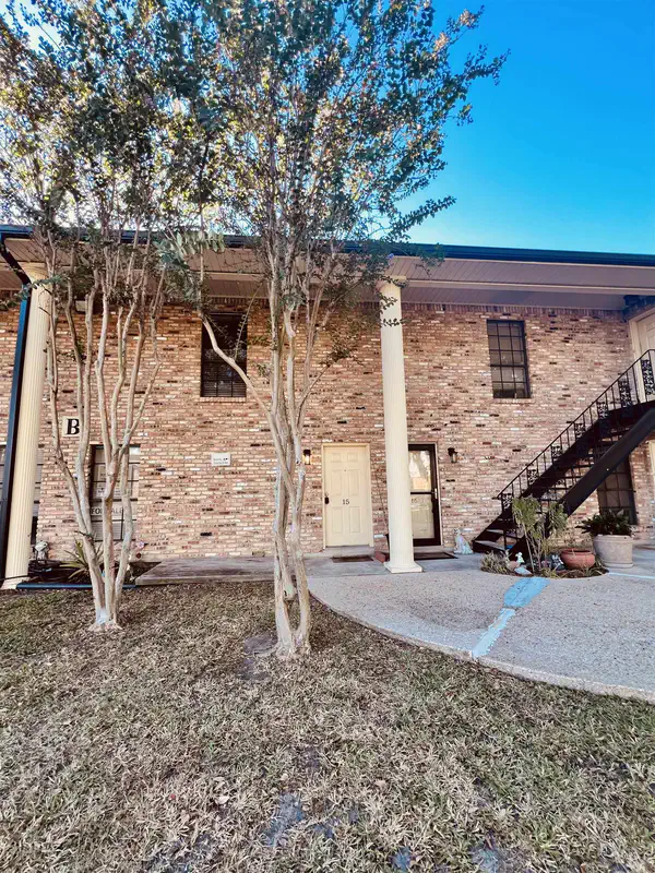 200 Moss Ln #B15 — photo