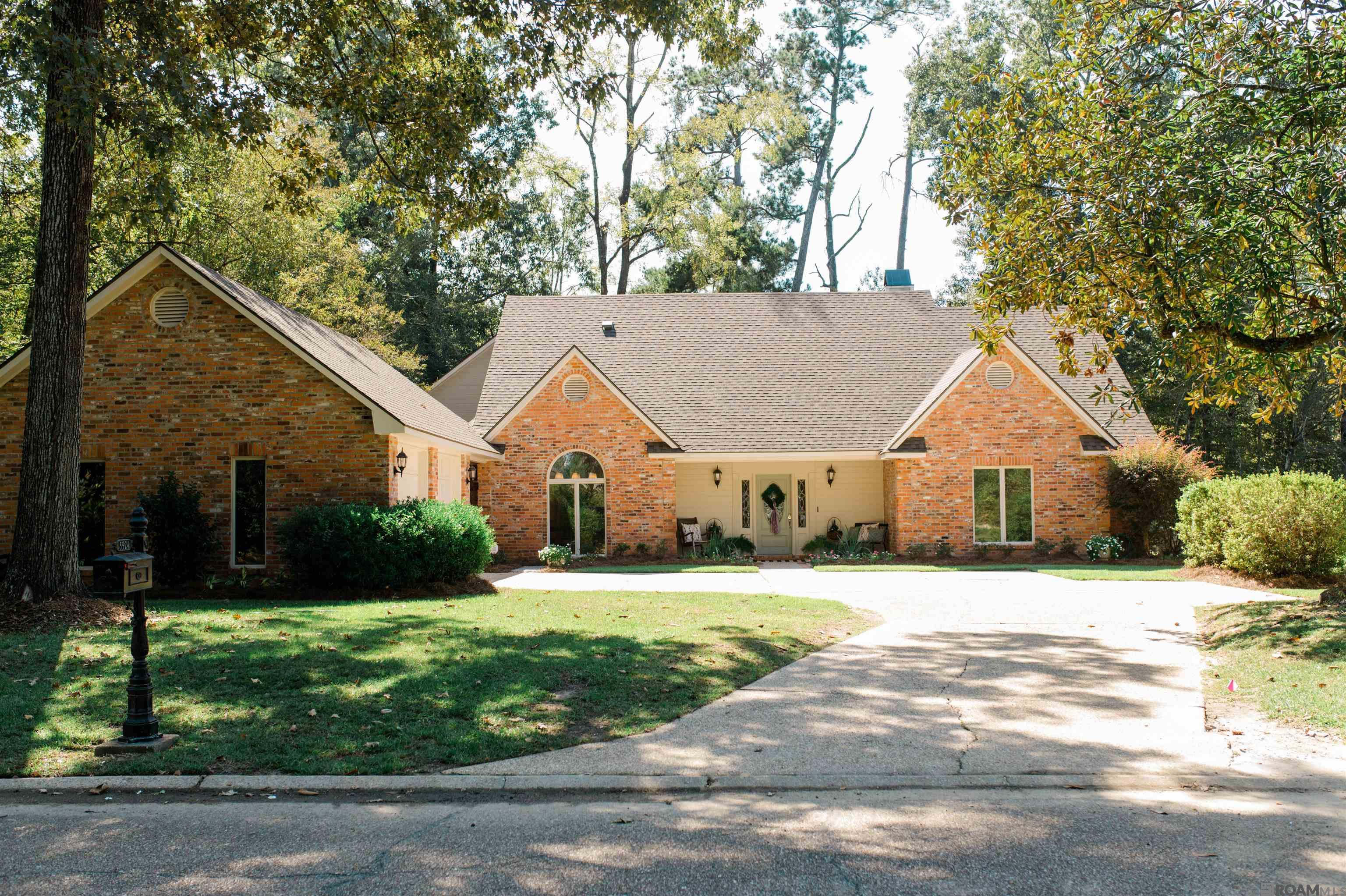 5924 N Shore Dr — photo
