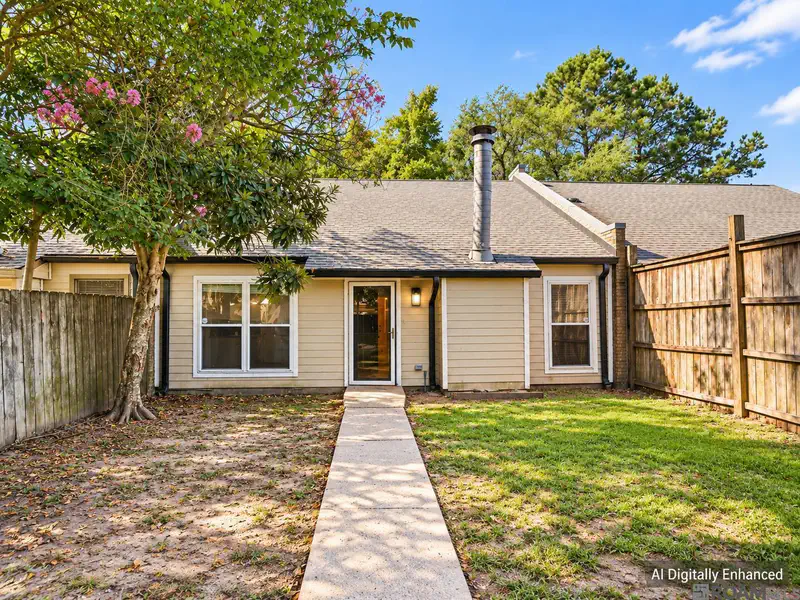 8712 Pecan Tree Dr — photo