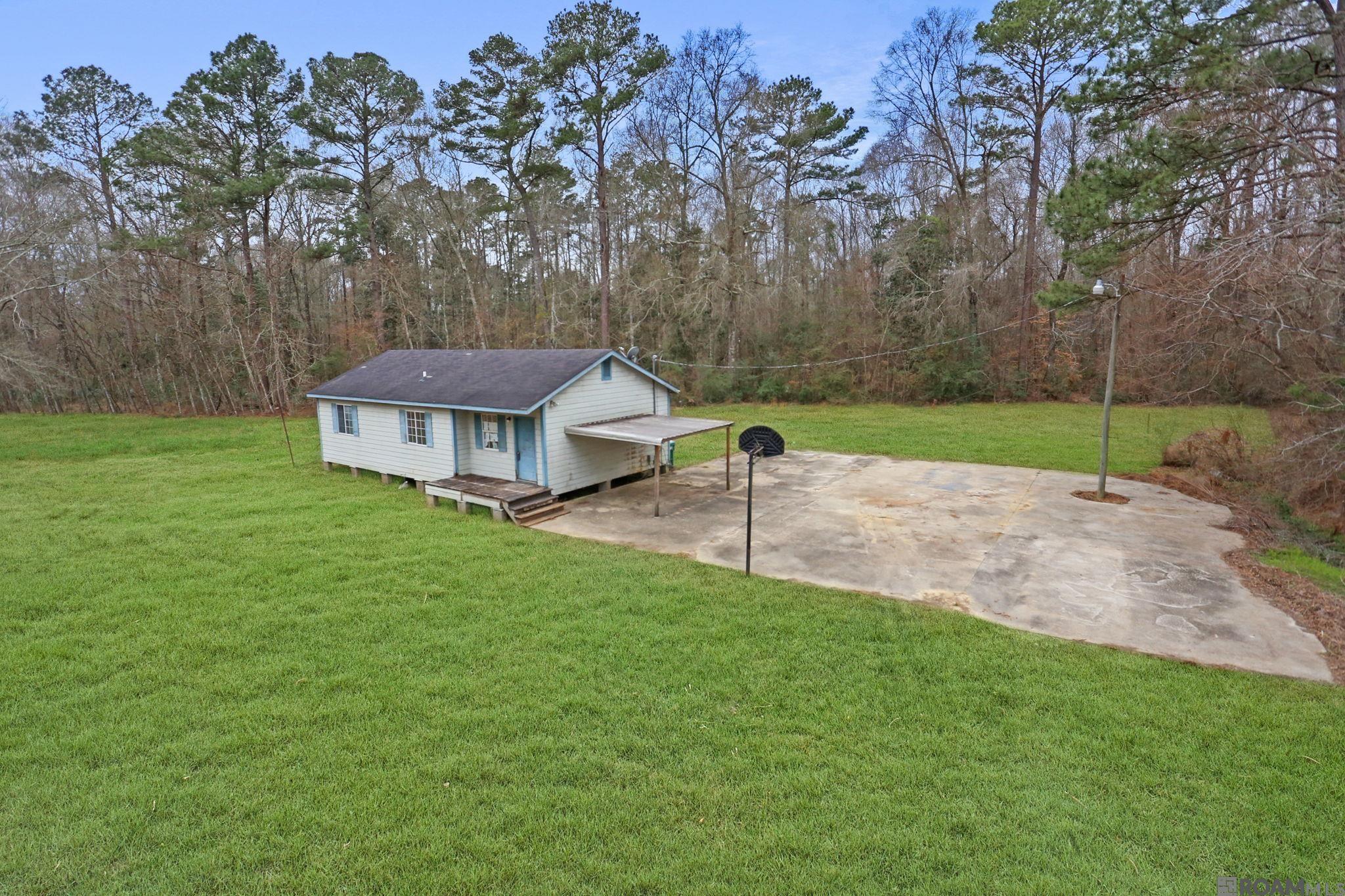 35715 Walker North Rd — photo