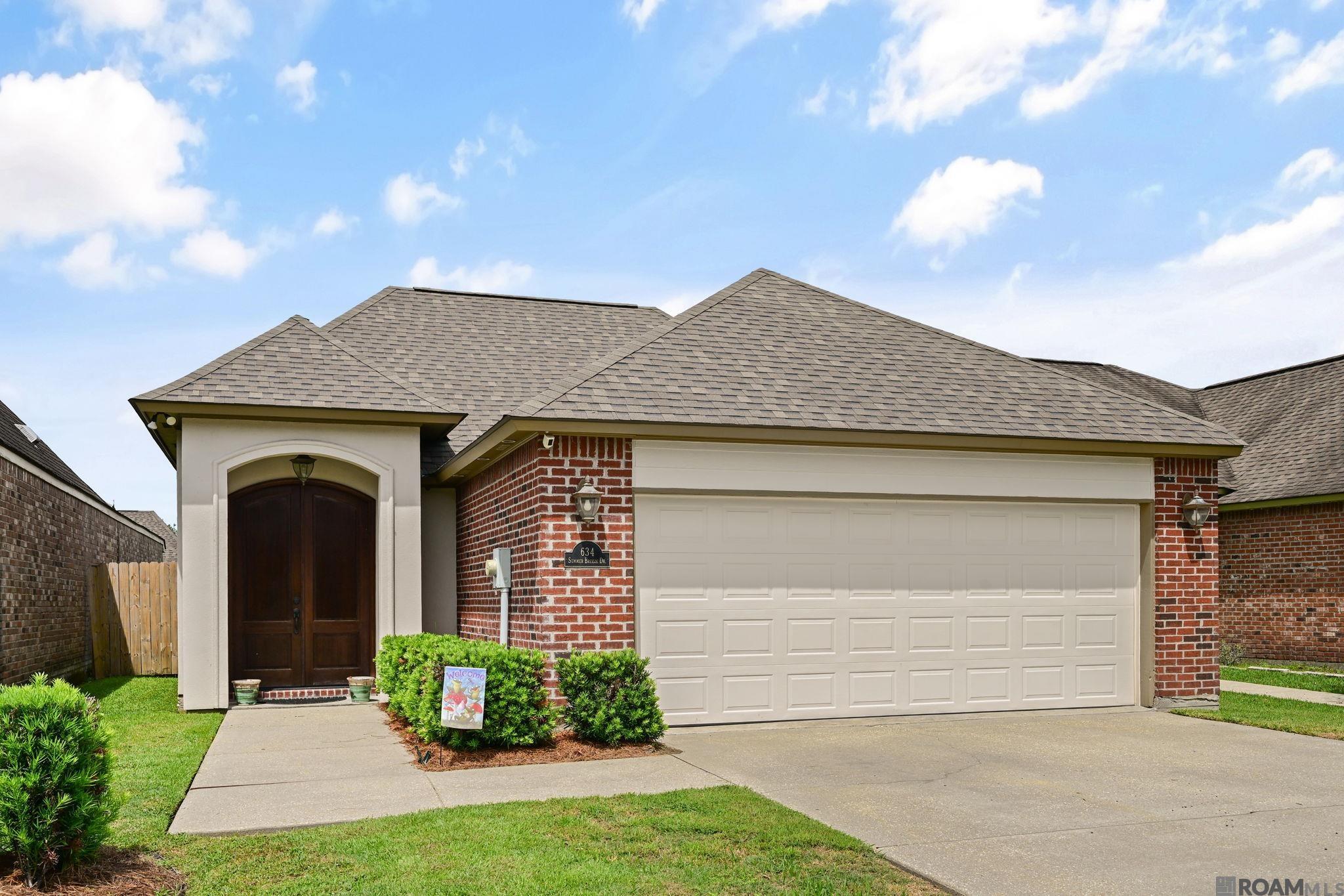 634 Summer Breeze Dr — photo