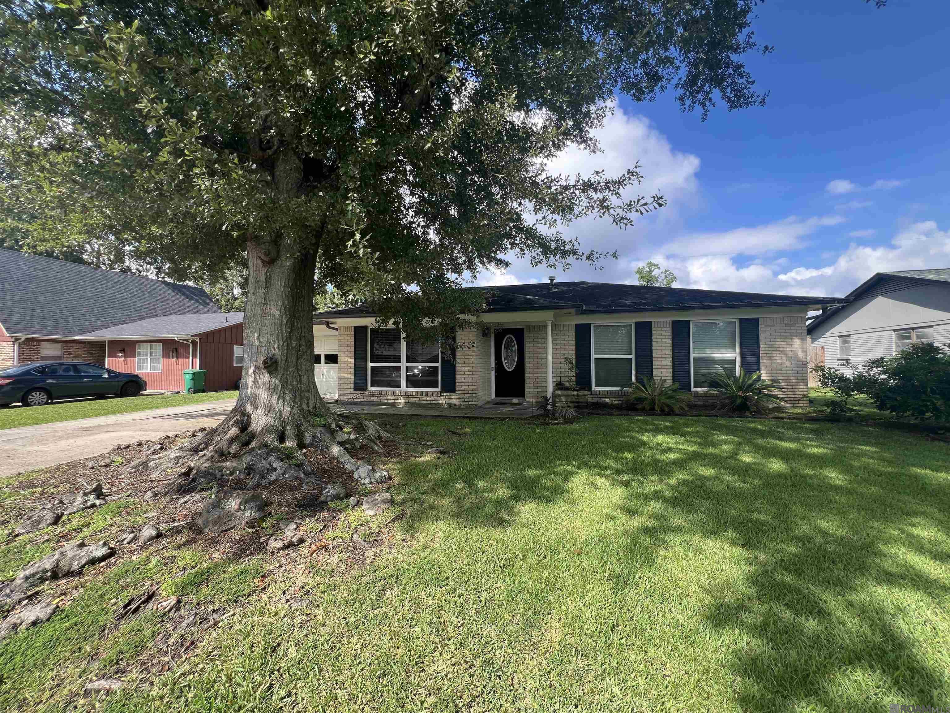 117 Matthews Dr — photo