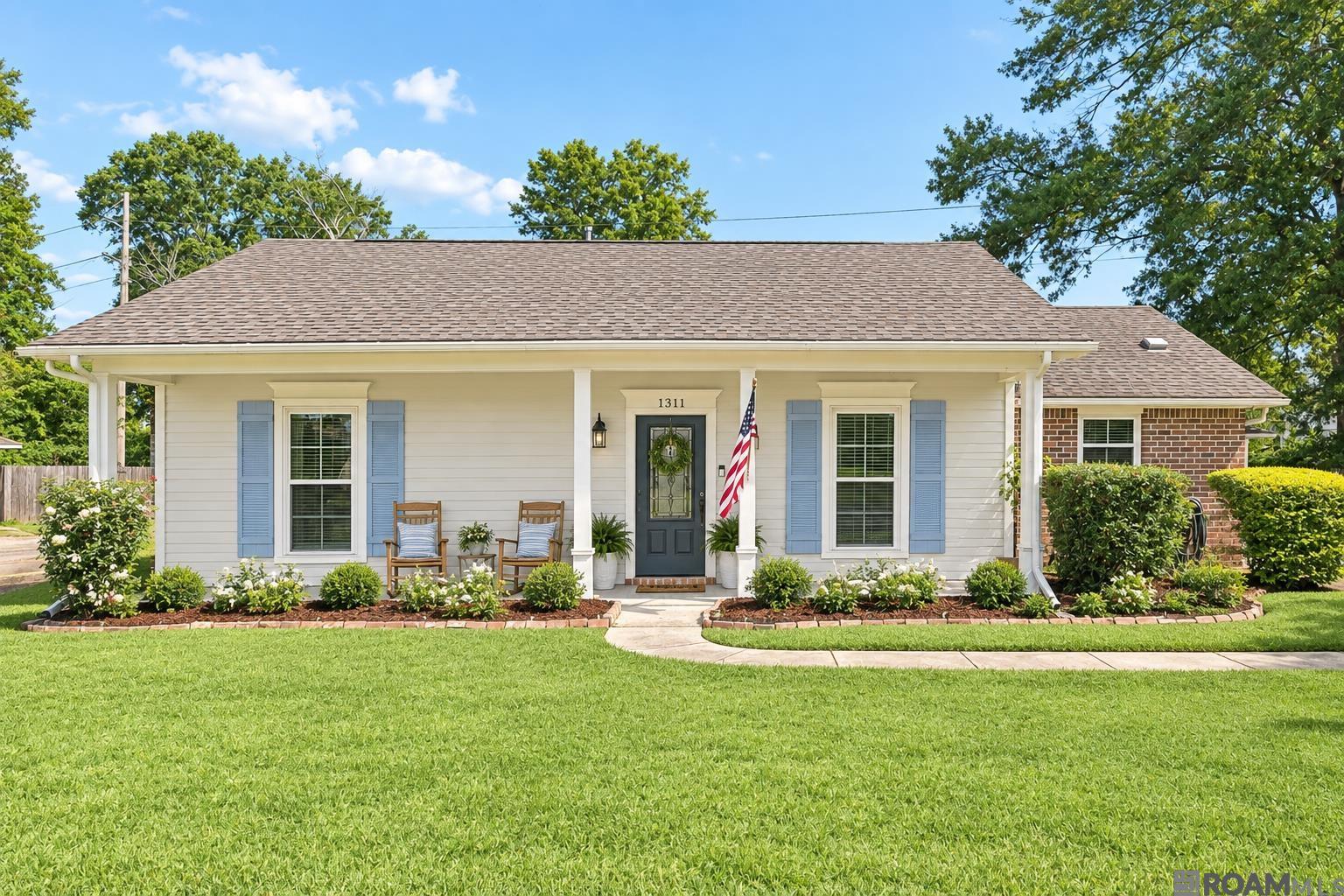 1311 Tallwood Dr — photo