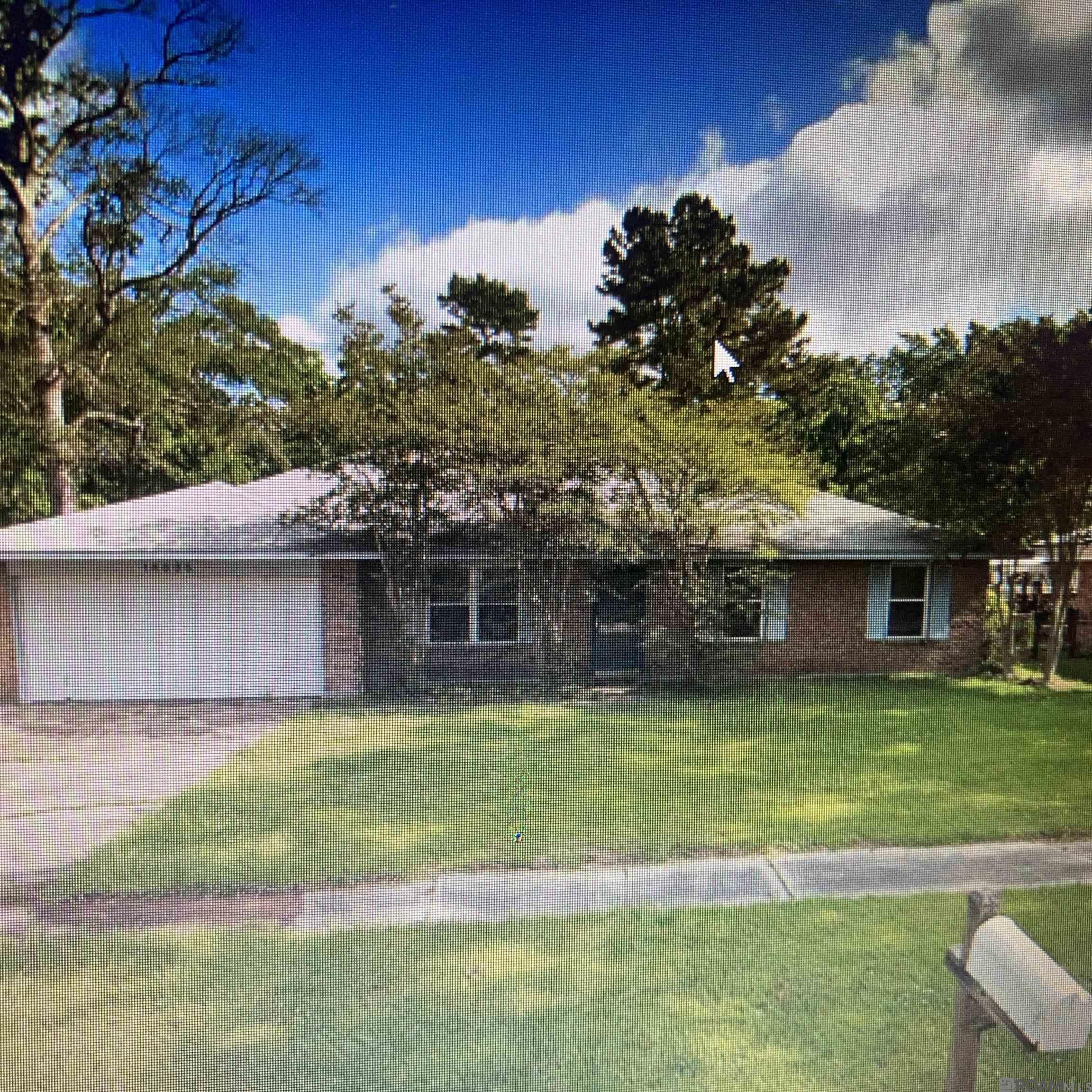 14605 Mora Dr — photo